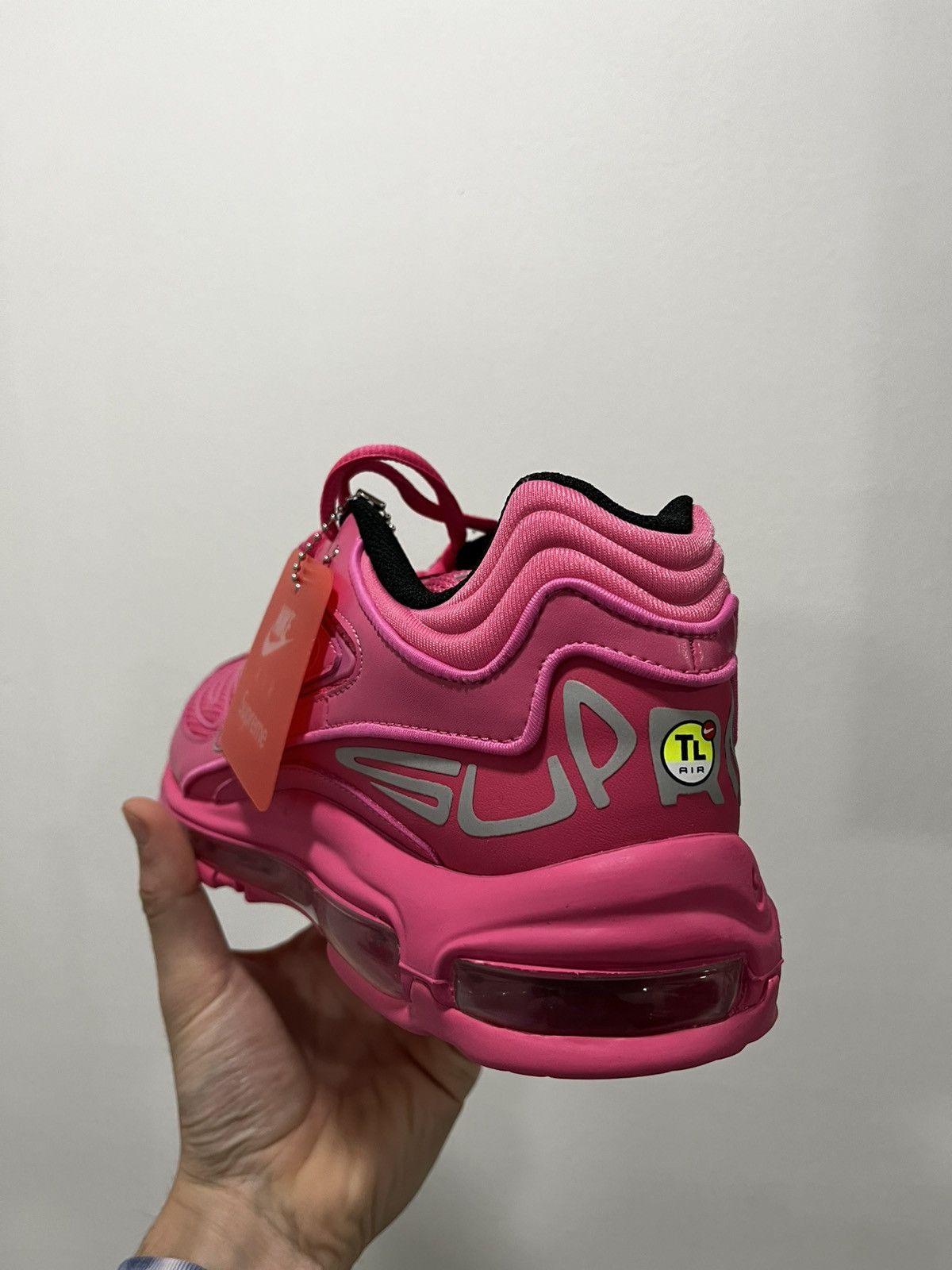 Nike × Supreme Nike Supreme Airmax 98 Size US 11 / EU 44 - 8 Thumbnail