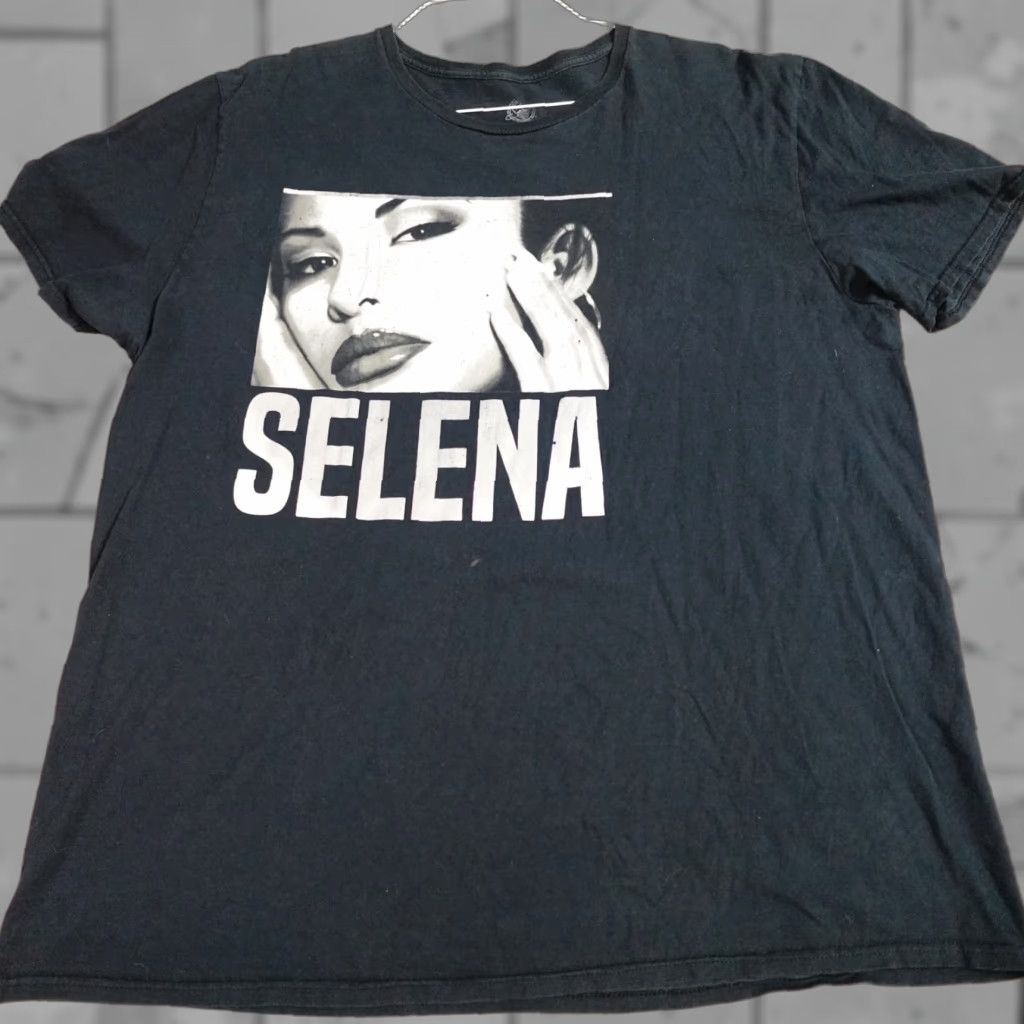 Vintage Selena T-Shirt 2XL Black Official 100% Cotton Mens Short Sleeve Size US XXL / EU 58 / 5 - 1 Thumbnail