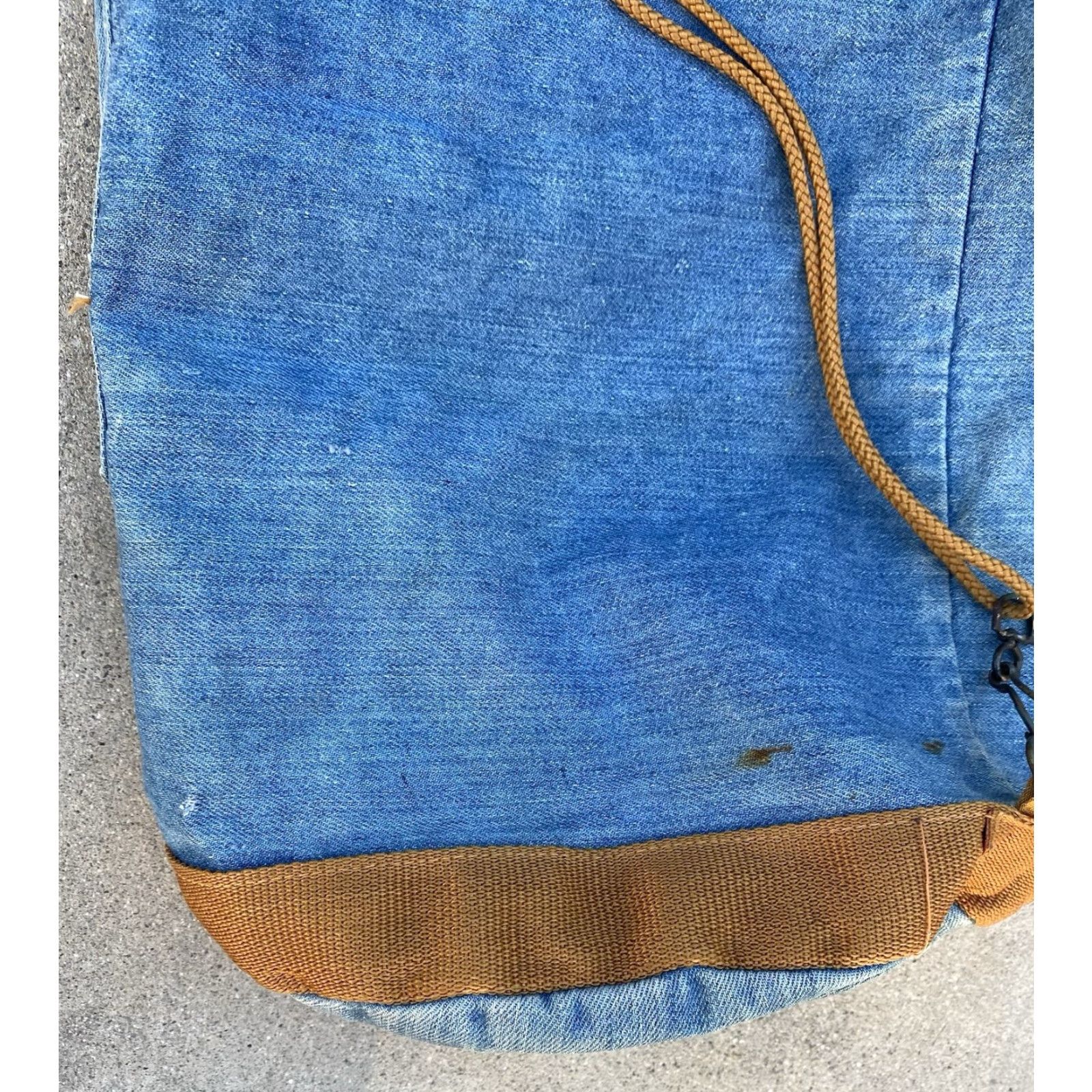 Denime VINTAGE Levi’s Orange Tab Denim Drawstring Sling Bag Shoulder Bag Worn Levis Size ONE SIZE - 7 Thumbnail
