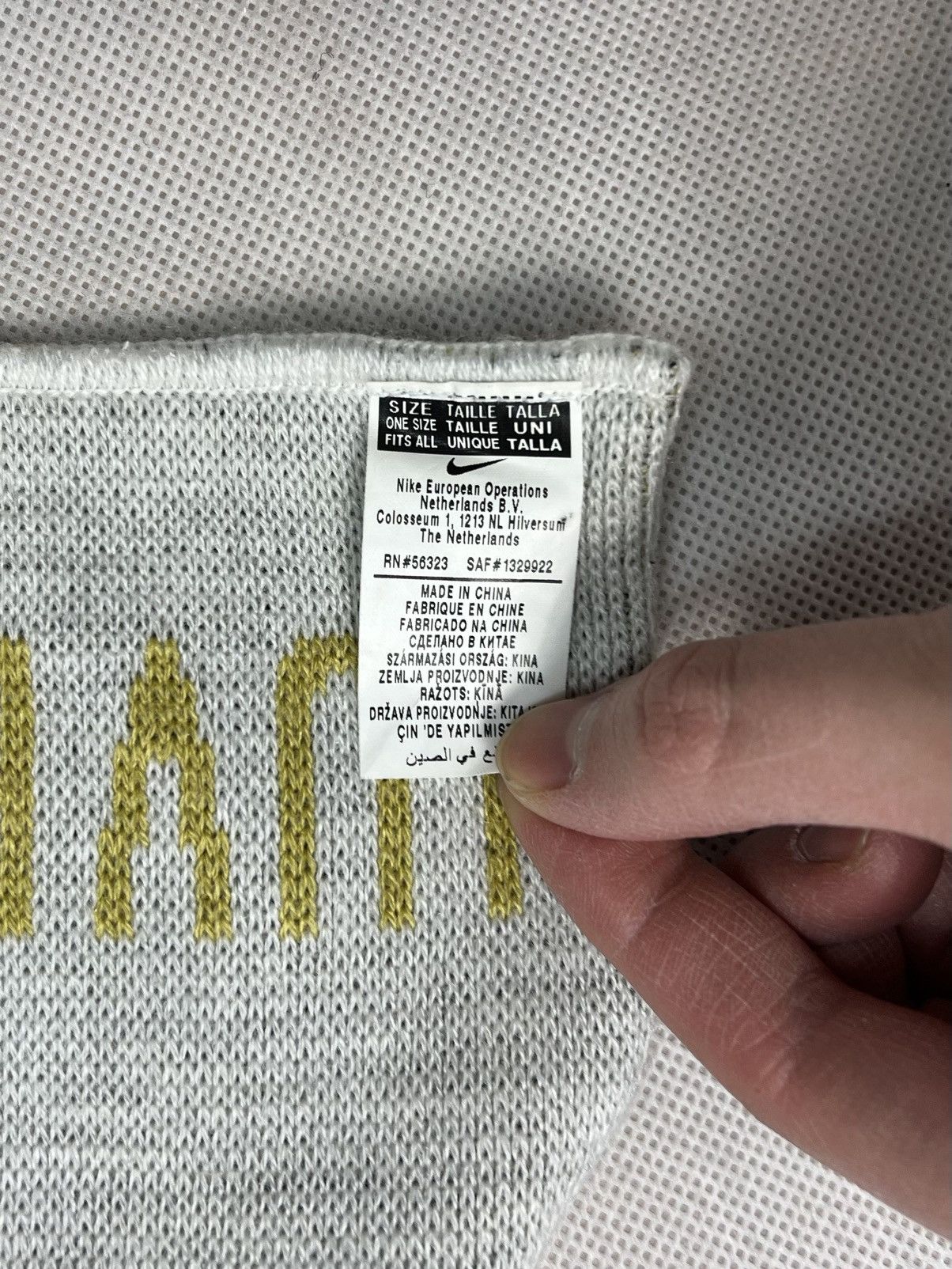 Nike Scarf Nike Juventus 1897 autograph Size ONE SIZE - 2 Thumbnail
