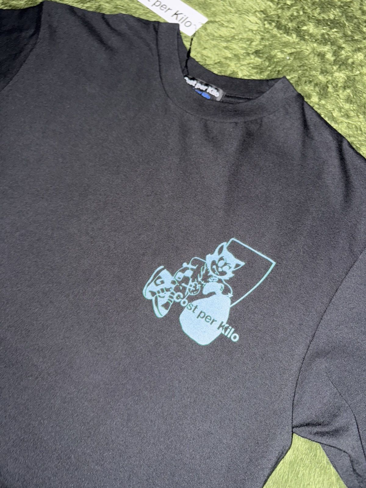 Japanese Brand [M] Cost per Kilo Parody Graphic Print T-Shirt – Black Size US M / EU 48-50 / 2 - 6 Thumbnail
