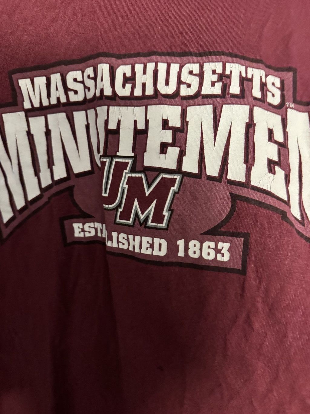 J. America UMass Minutemen Short Sleeve Logo NCAA T-shirt Men's L Red Size US L / EU 52-54 / 3 - 5 Thumbnail