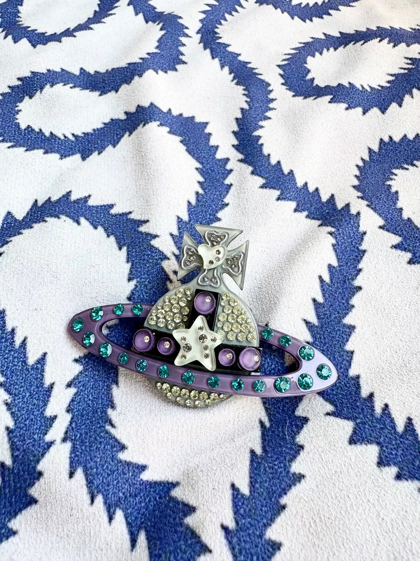 Vivienne Westwood vivienne westwood star acrylic brooch pin Size ONE SIZE - 1 Thumbnail