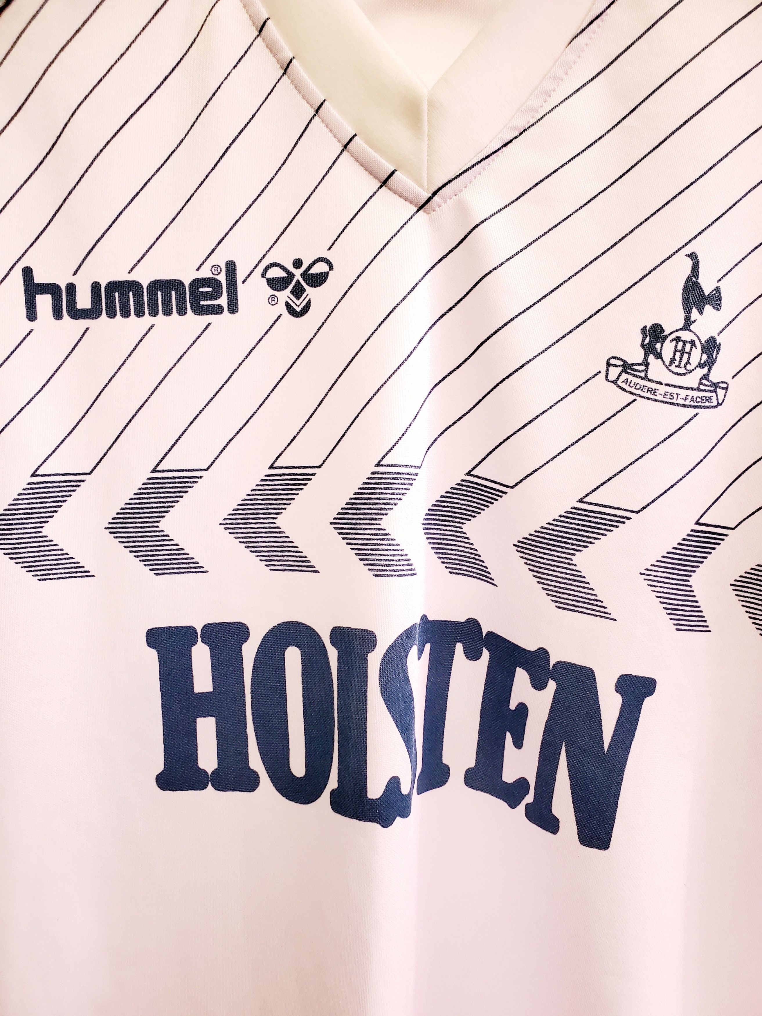 Hummel × Vintage RETRO REPLICA TOTTENHAM HOTSPUR 1986/1987 JERSEY SIZE L Size US L / EU 52-54 / 3 - 2 Thumbnail