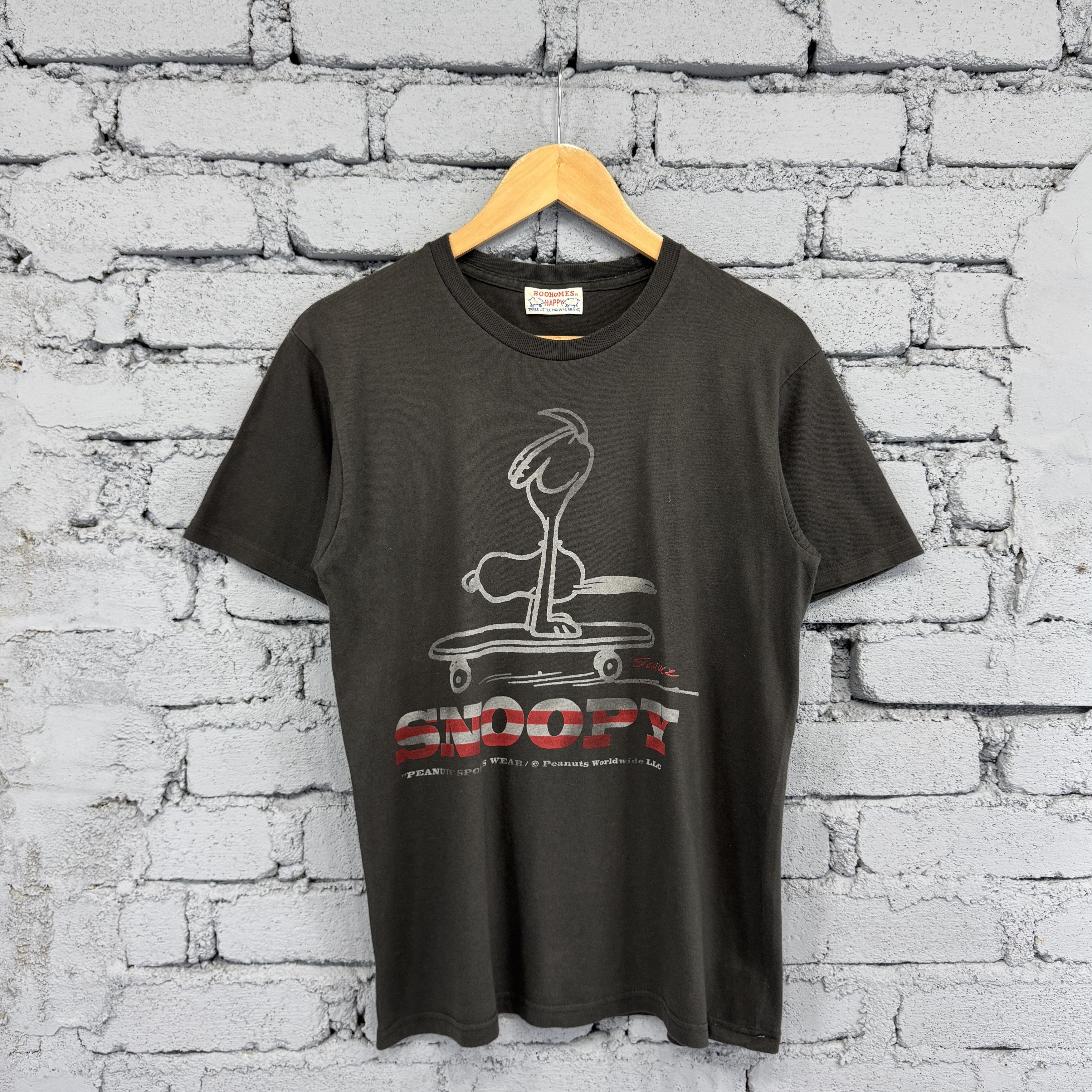 Vintage Vintage Peanuts Sunfaded Tshirt Featuring Snoopy Skateboard Size US S / EU 44-46 / 1 - 1 Thumbnail