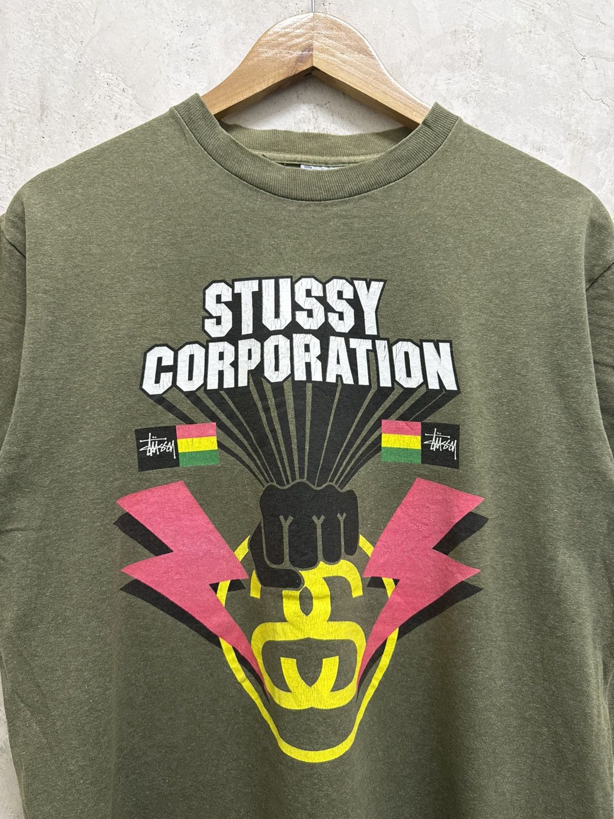Stussy Vintage 90s Stussy Corporation Resist! Rasta Flags T-shirt Size US M / EU 48-50 / 2 - 2 Thumbnail