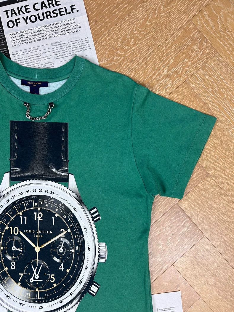 Louis Vuitton Louis Vuitton Louis Vuitton Men's Watch Logo TShirt-2506 Size US L / EU 52-54 / 3 - 5 Thumbnail