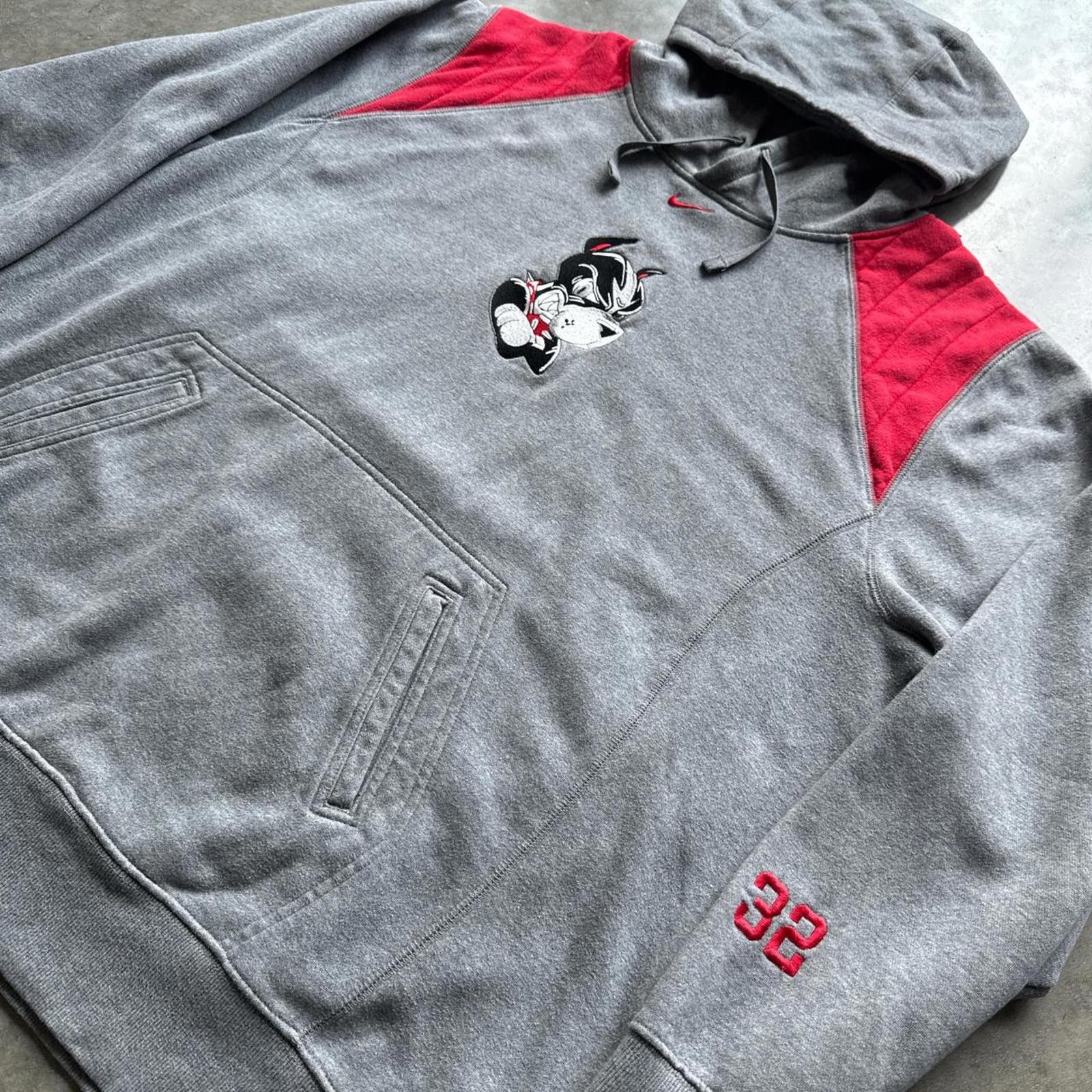 Nike Nike Grey & Red Center Swoosh Y2k Hoodie & Embroidered Dog Size US XXL / EU 58 / 5 - 3 Thumbnail