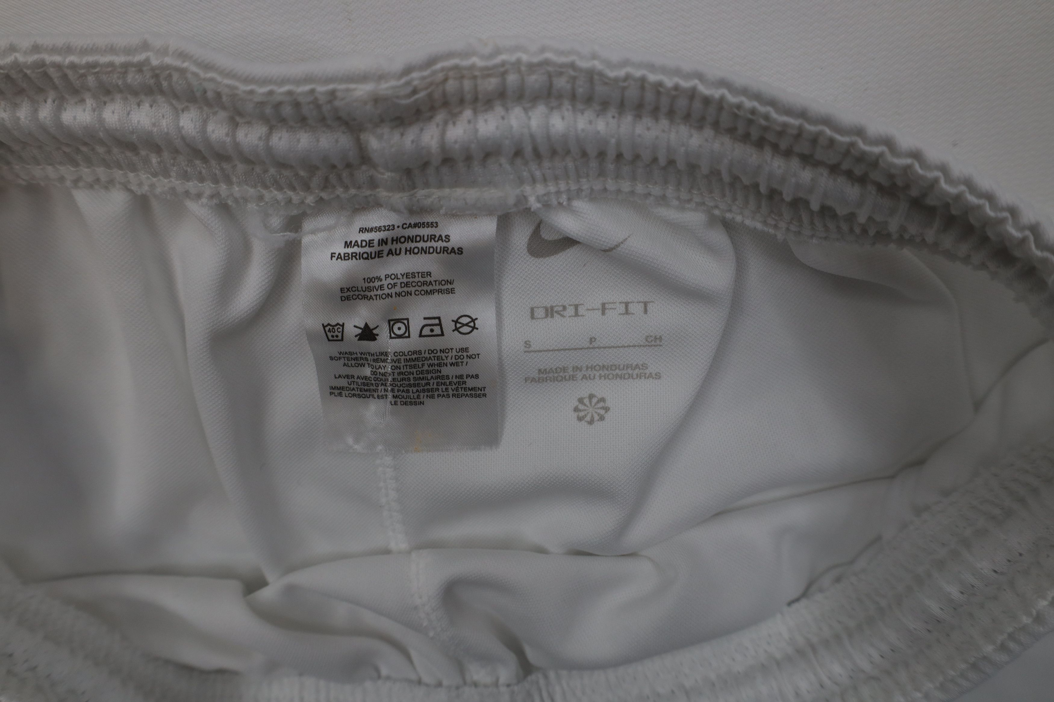 Nike Vintage Y2K Nike Running Jogging Soccer Shorts White #47 Size US 30 / EU 46 - 8 Thumbnail