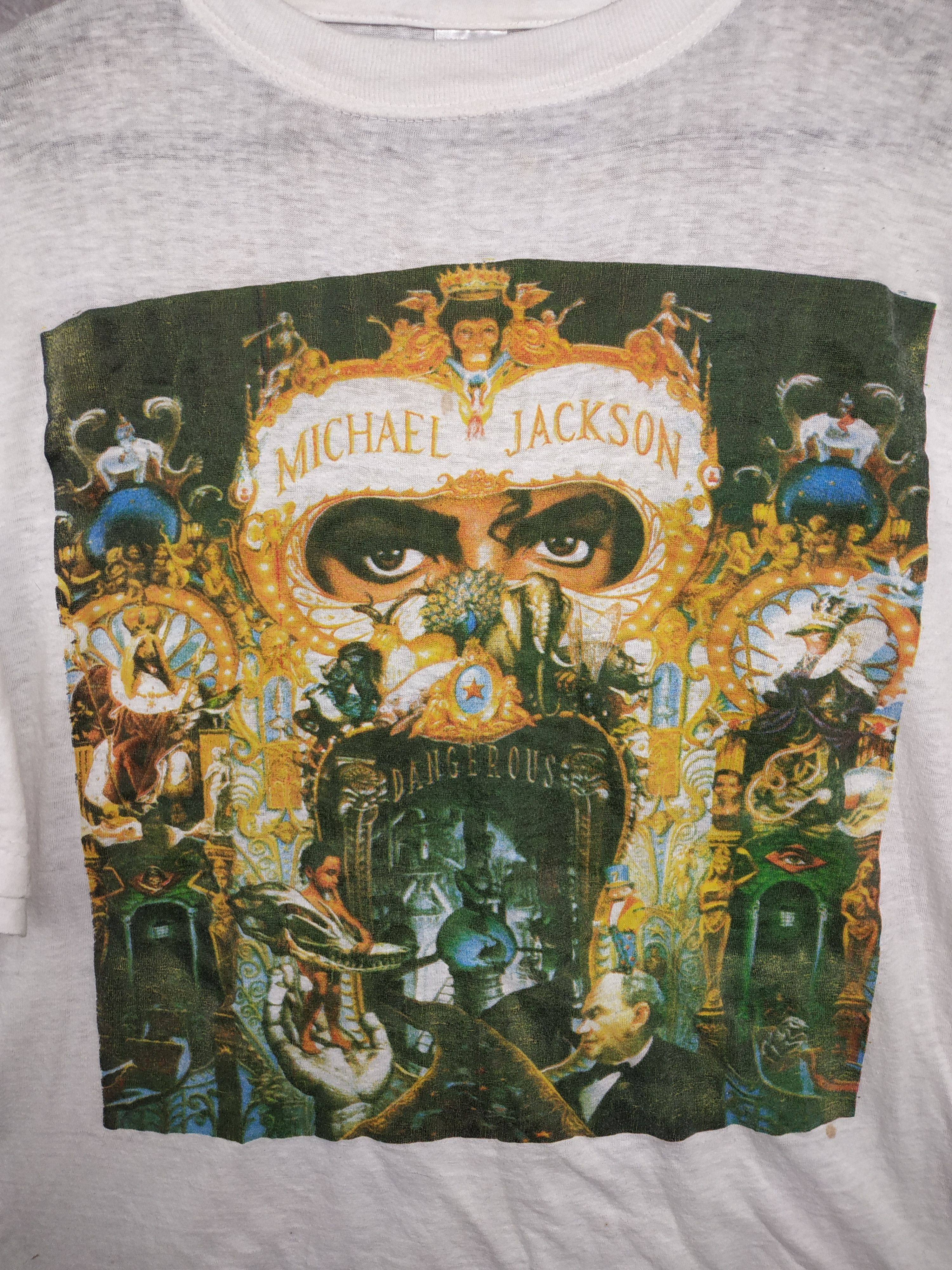 Michael Jackson Michael Jackson very rare t shirt 1992 Dangerous world tour Size US L / EU 52-54 / 3 - 7 Thumbnail