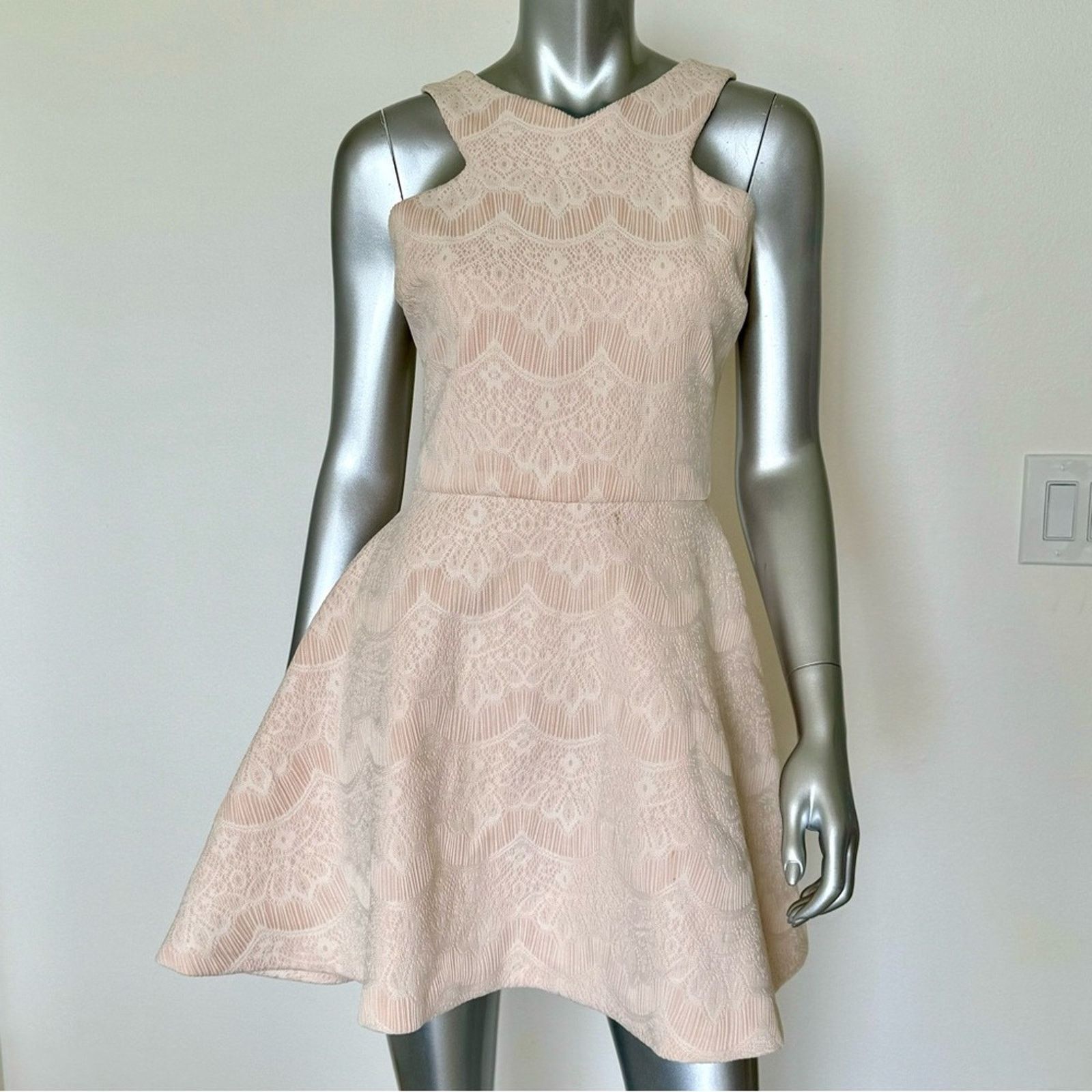 Other AQUA Dress, Size M, Lace beige Size M / US 6-8 / IT 42-44 - 1 Thumbnail