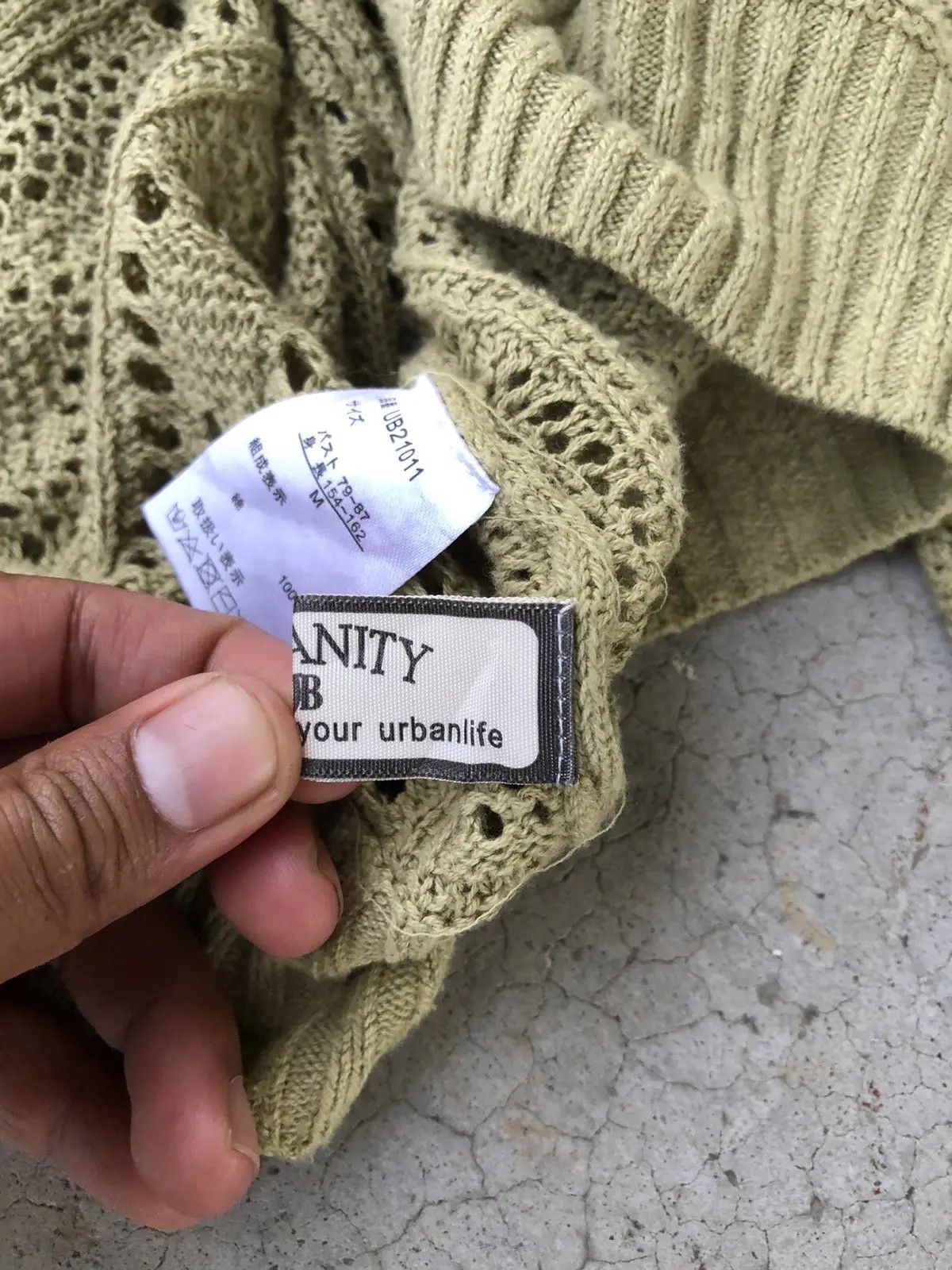 Aran Isles Knitwear × Designer Japanese Urbanity Mesh Netting Pullover Knitting Pattern Size US L / EU 52-54 / 3 - 8 Thumbnail
