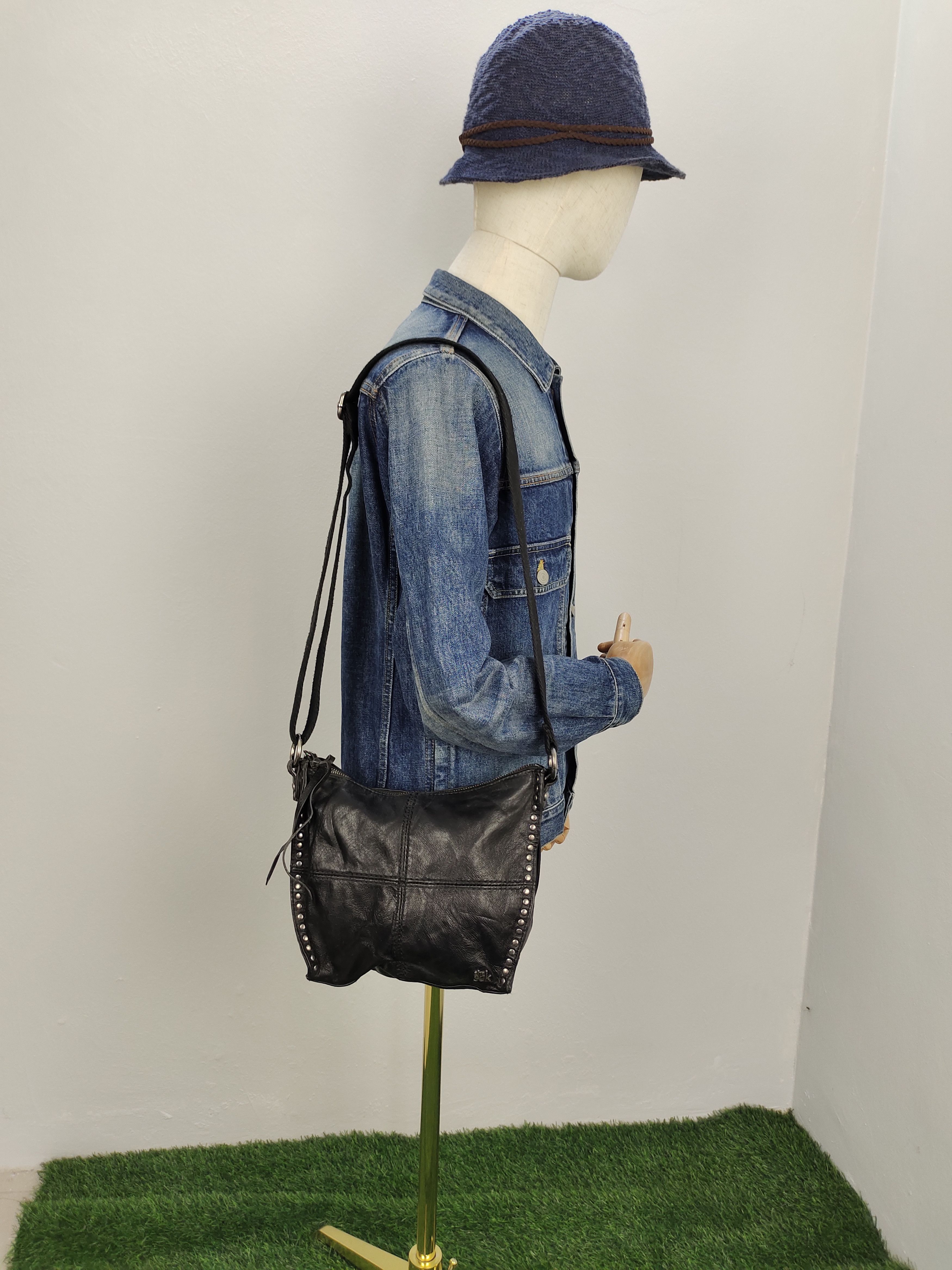 Hysteric Glamour Vintage The Sak Japan Studded Patina Leather Shoulder Bag Size ONE SIZE - 2 Thumbnail