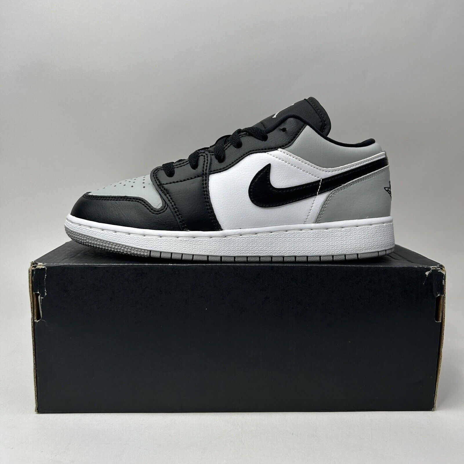 Nike Nike Air Jordan 1 Low Retro GS “Shadow Toe/Light Smoke Grey” Size US 8 / IT 38 - 6 Thumbnail