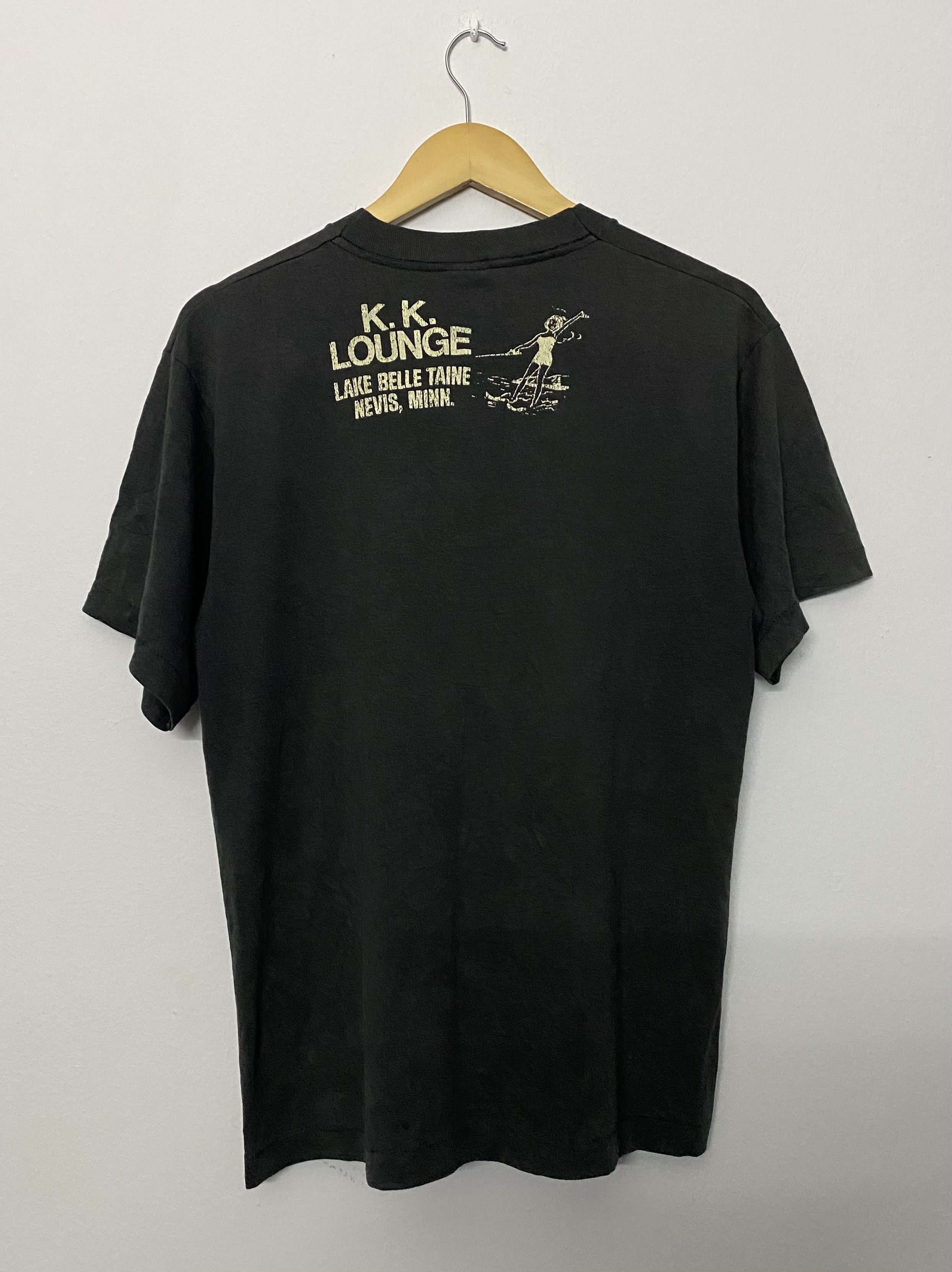 Vintage Vintage Fruit of the Loom BEST Kachie’s Resort Graphic Tee Size US M / EU 48-50 / 2 - 2 Thumbnail