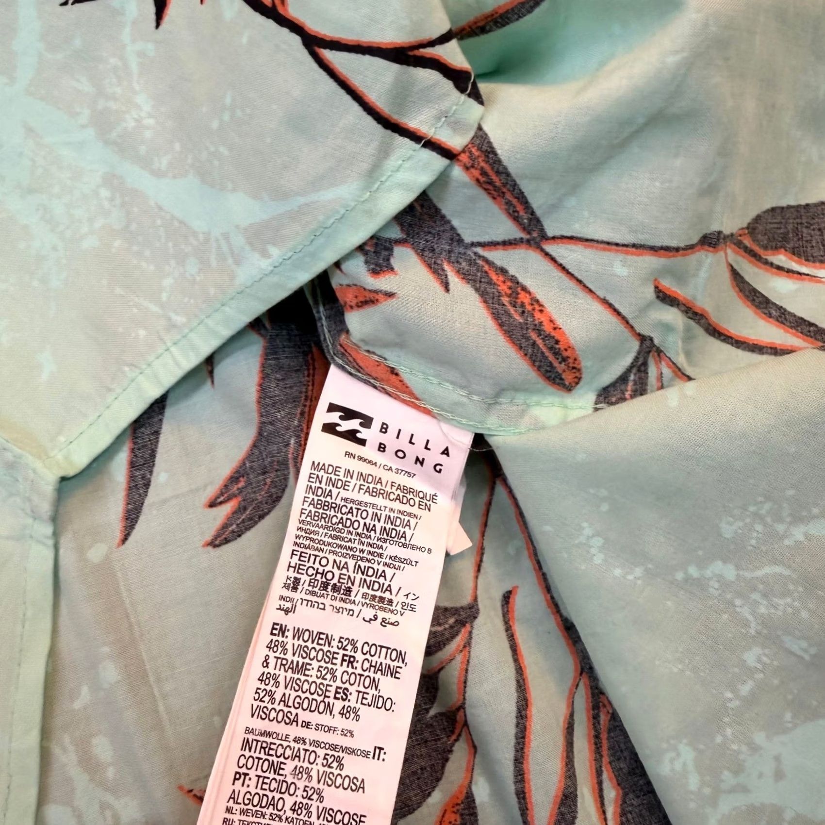 Billabong VINTAGE? No - (not vintage) Shirt Billabong Sundays SS Button Up Mens M Mint Green Floral Stretch NWT Size US M / EU 48-50 / 2 - 7 Thumbnail