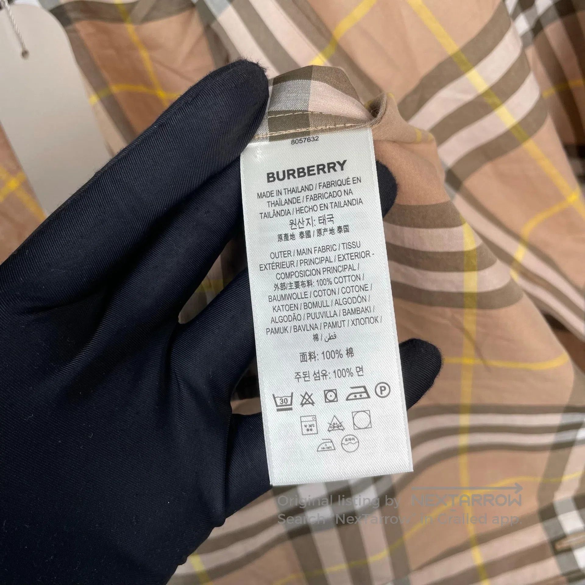 Burberry Burberry Classic Beige Plaid Short Sleeve| Size US XL / EU 56 / 4 - 7 Thumbnail