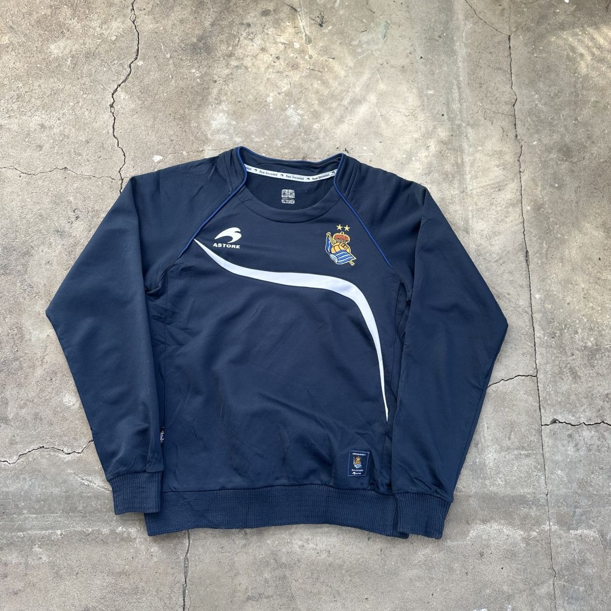 Vintage Vintage 90s Real Sociedad Astore sweatshirt Size US M / EU 48-50 / 2 - 3 Thumbnail