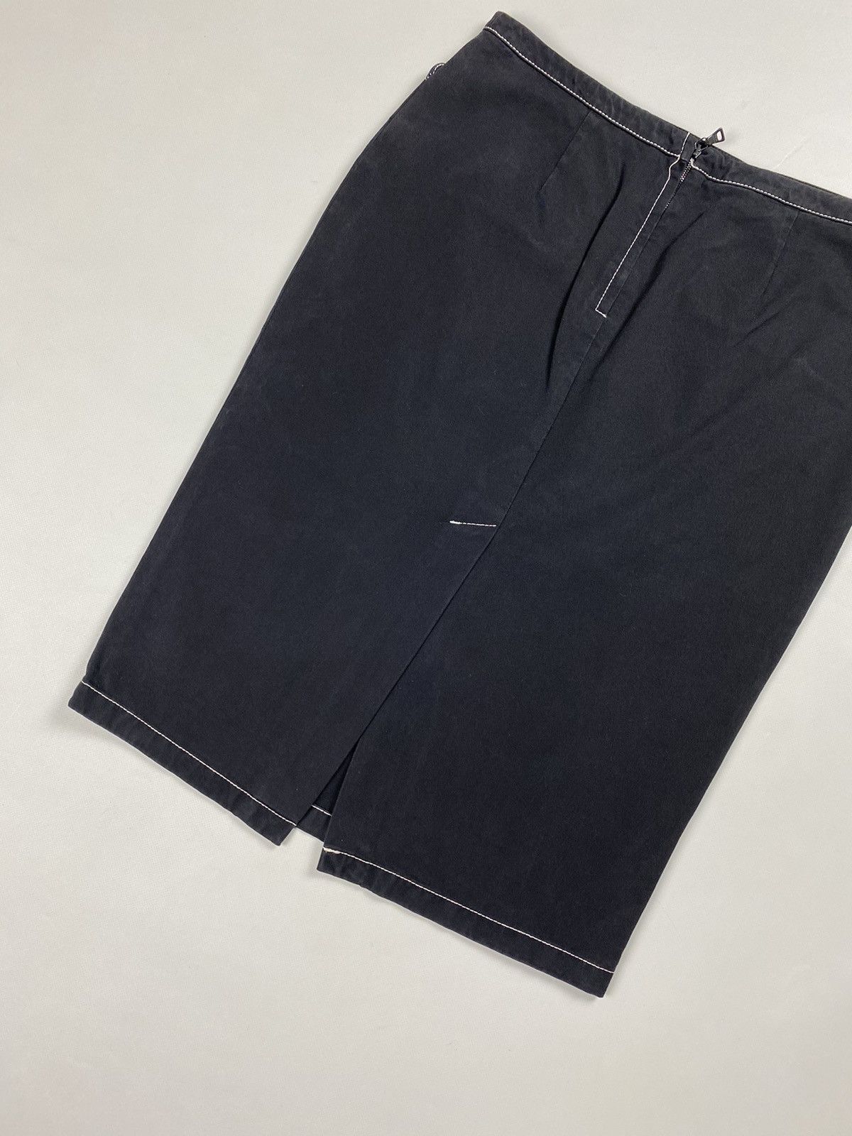 Prada Prada ladies cotton pencil skirt size 42 Size 28" / US 6 / IT 42 - 18 Thumbnail
