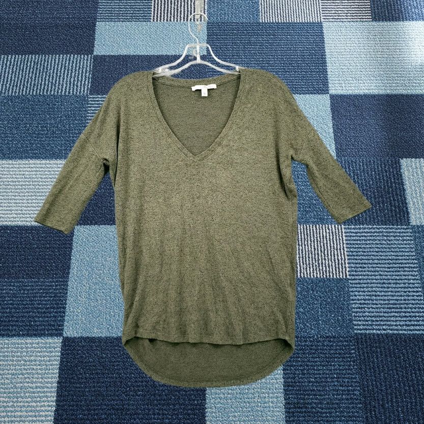 Express Express Green V-Neck 3/4 Sleeves Hi-Low Tee Womens XXS 2XS T-Shirt Size XXS / US 00 / IT 34 - 1 Thumbnail