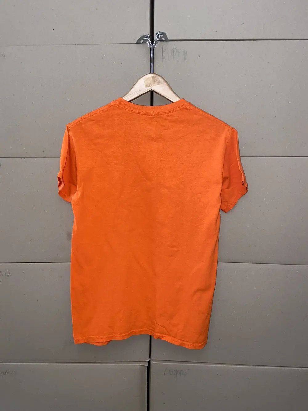 Billie Eilish VINTAGE BILLIE EILISH T SHIRT TEE Y2K POP MUSIC STREETWEAR Size US S / EU 44-46 / 1 - 2 Thumbnail
