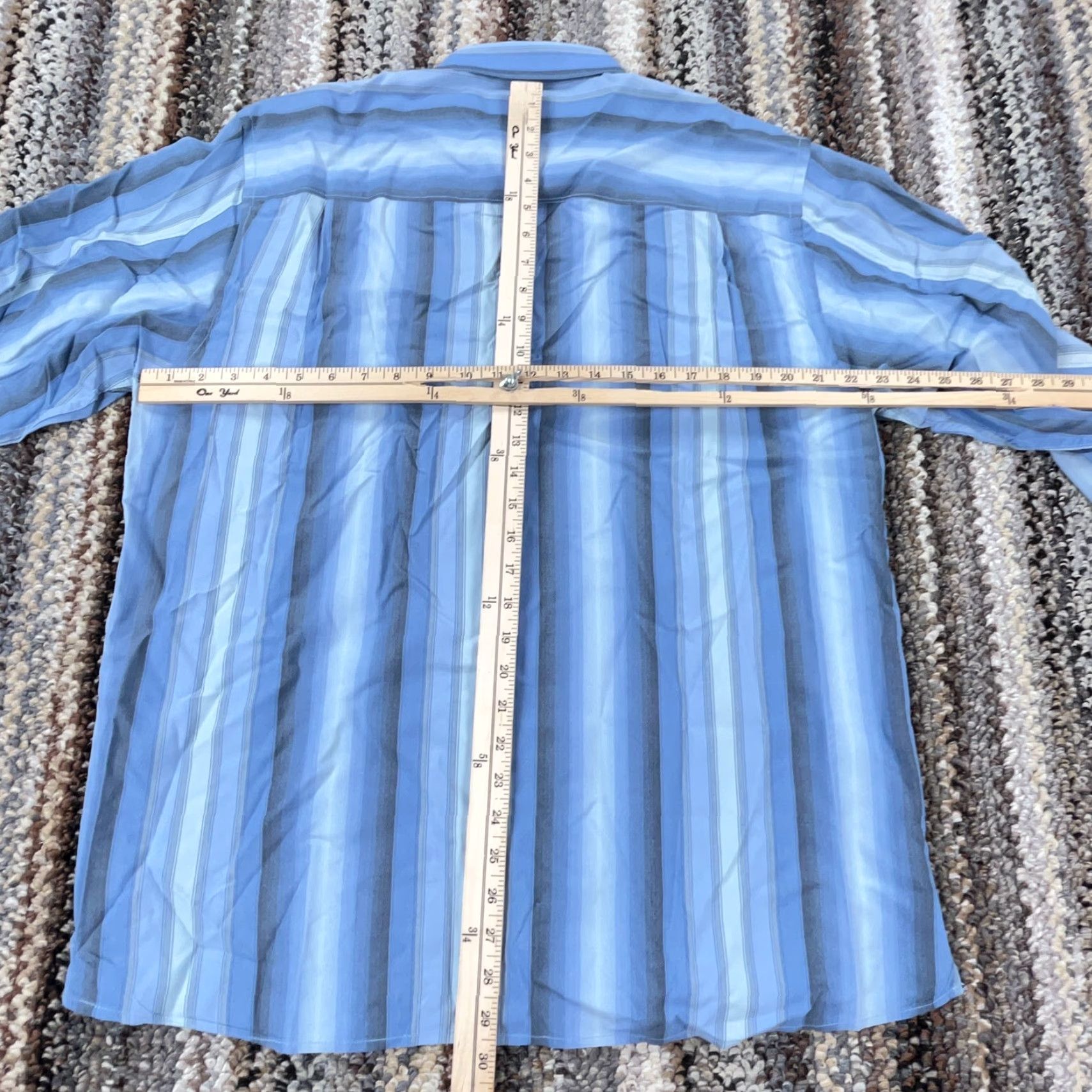 Tommy Bahama VINTAGE Tommy Bahama Men's Shirt Large Blue Silk Button-Up Striped Beach Classic Camp Hula Size US L / EU 52-54 / 3 - 6 Thumbnail