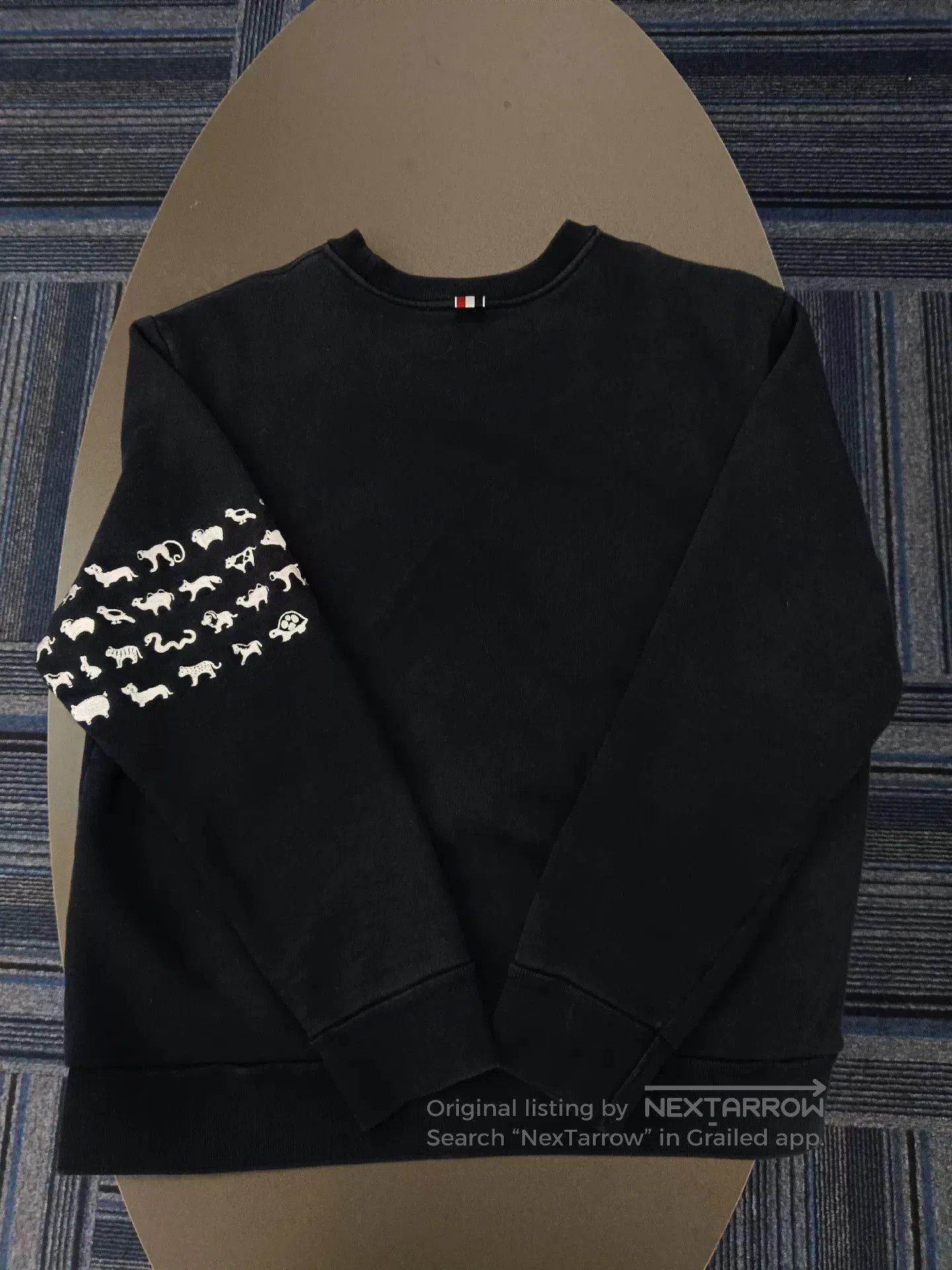 Thom Browne classic striped embroidered sweatshirt in navy. Size US L / EU 52-54 / 3 - 2 Thumbnail