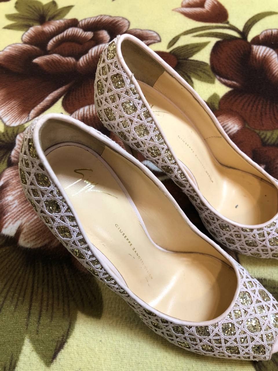 Giuseppe Zanotti GIUSEPPE ZANOTTI Pink Leather Glitter Platform Pumps Size US 9.5 / IT 39.5 - 5 Thumbnail