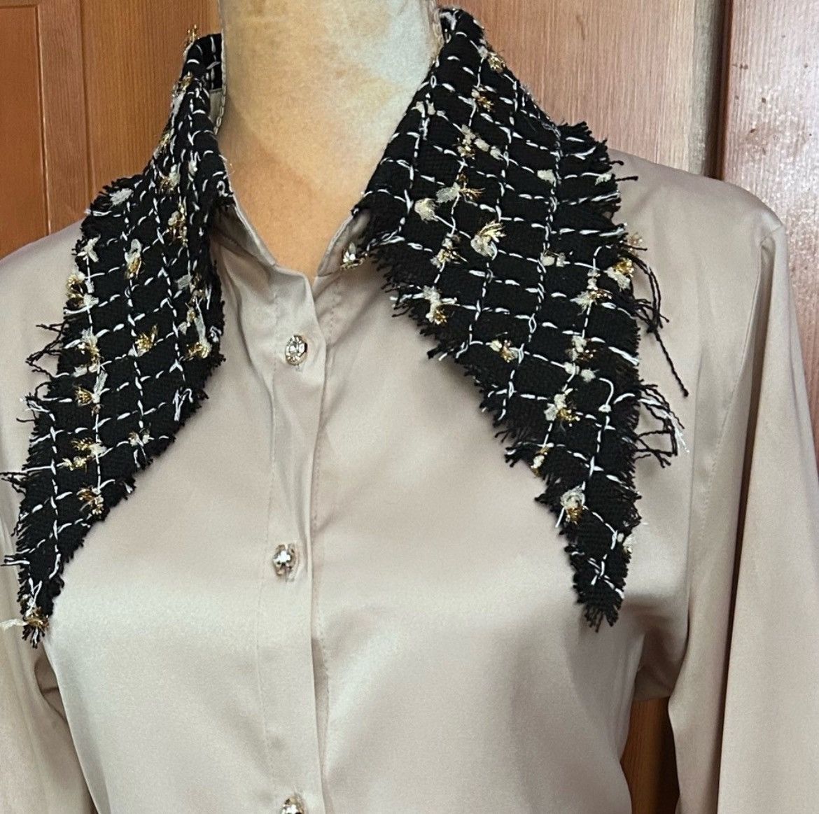 Designer × Other NWT, Lavishly Paris Women’s Elegant Tweed Detail Blouse Size M / US 6-8 / IT 42-44 - 6 Thumbnail