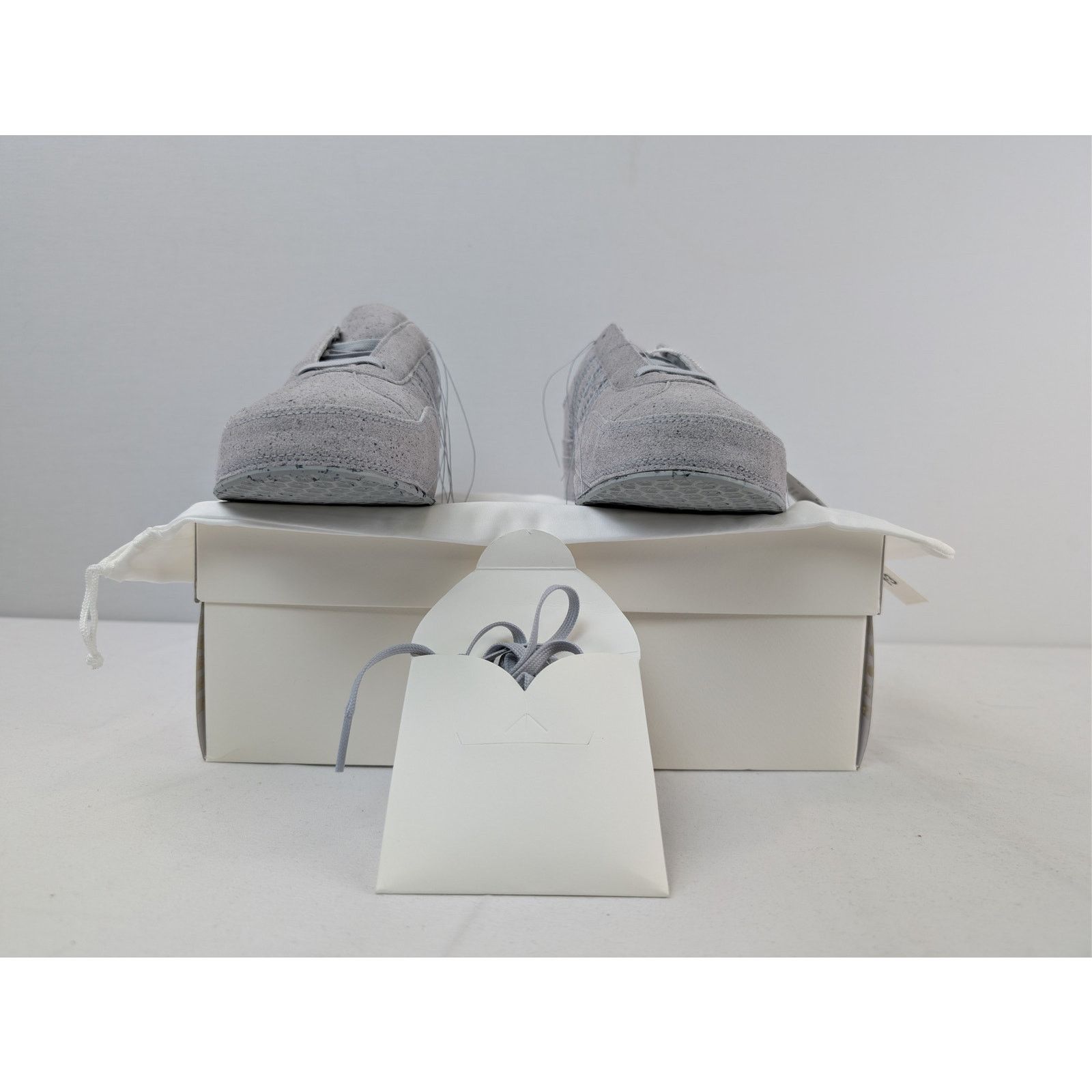 Y-3 o1rshd1 Gazelle Low-Top Sneakers in Gray Size US 8 / EU 41 - 18 Thumbnail