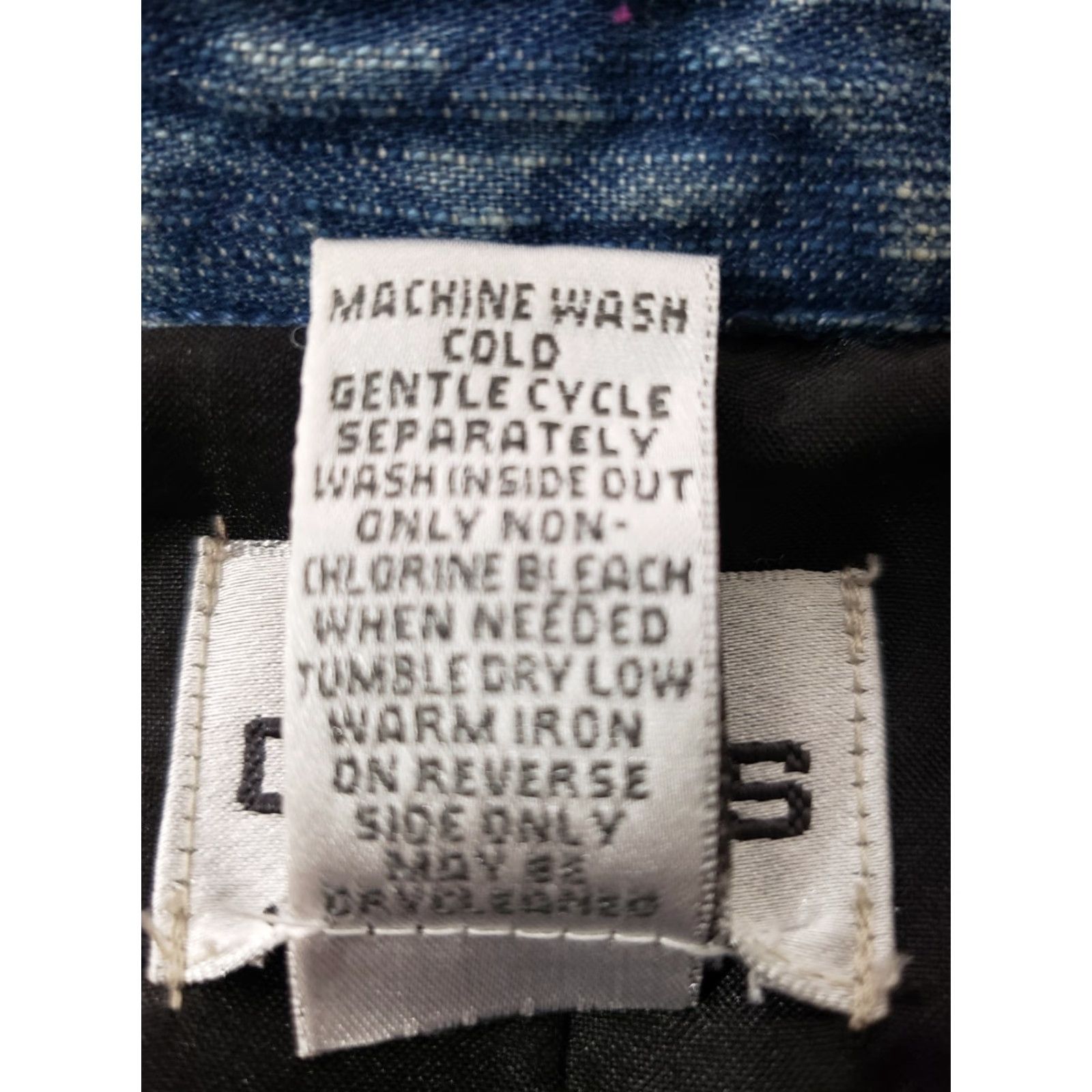 Vintage Chicos Jean Jacket Sz 1 Blue Denim Long Sleeve w/Gold Embroidery Full Zip Collar Size XS / US 0-2 / IT 36-38 - 6 Thumbnail