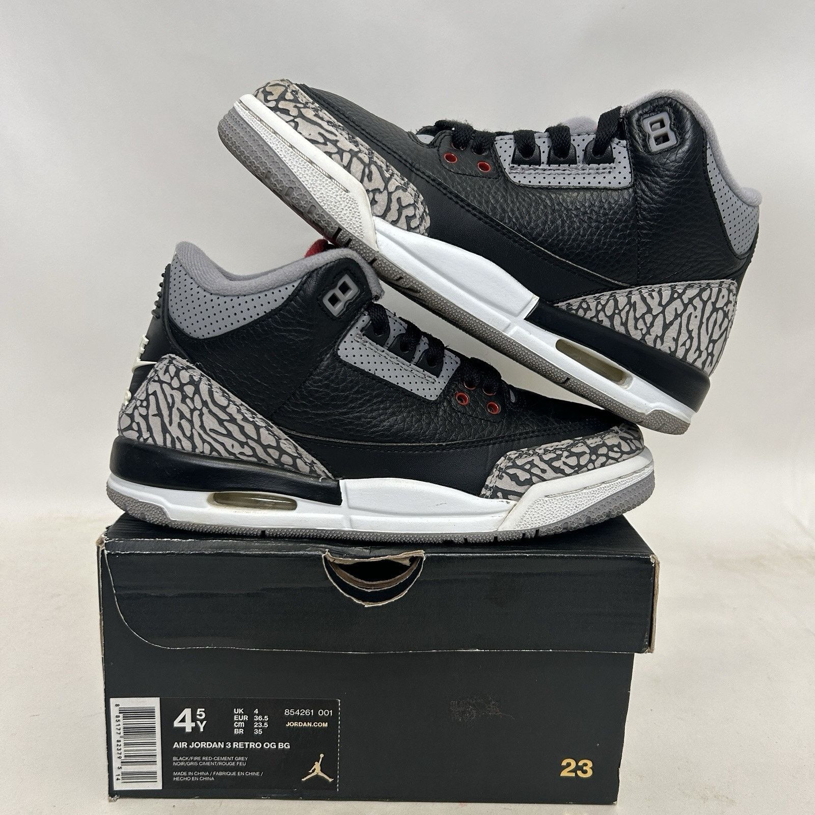 Nike Nike Air Jordan Retro 3 BG “Black Cement” 2018 Size US 6 / IT 36 - 1 Thumbnail
