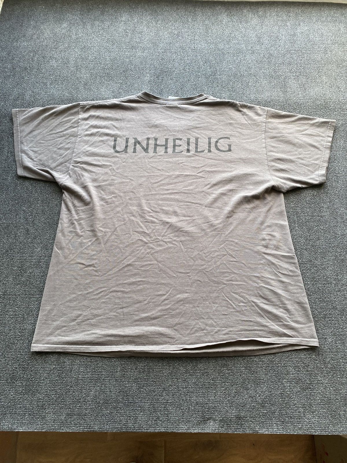 Band Tees 🔥00s Unheilig Band Tour Vintage Brown faded tee Size US XL / EU 56 / 4 - 2 Thumbnail