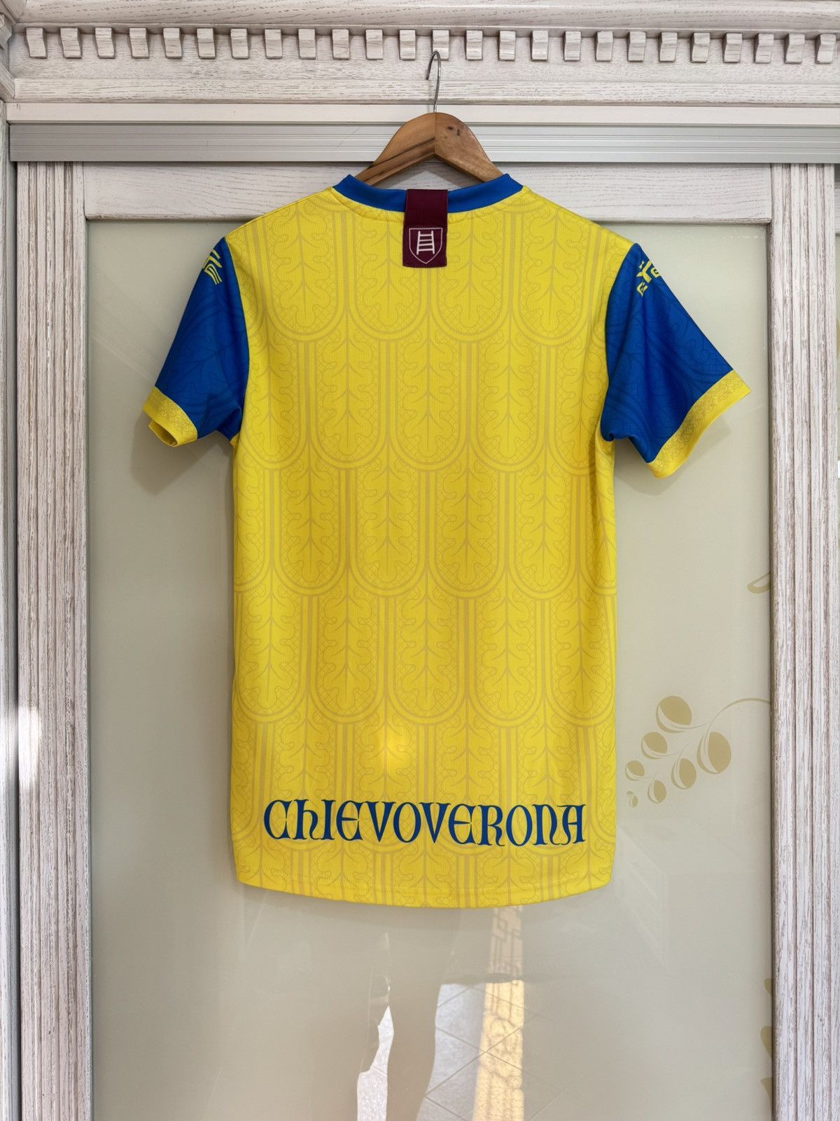 Other Chievo Verona 2021-2022 Home Soccer Jersey Football Kit Size US S / EU 44-46 / 1 - 2 Thumbnail
