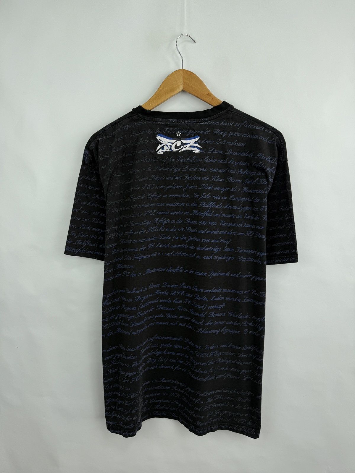 Nike 🇨🇭 FCZ Zurich Art Switzerland Suisse Swiss Soccer Fan T-Shirt Size US XXL / EU 58 / 5 - 9 Thumbnail