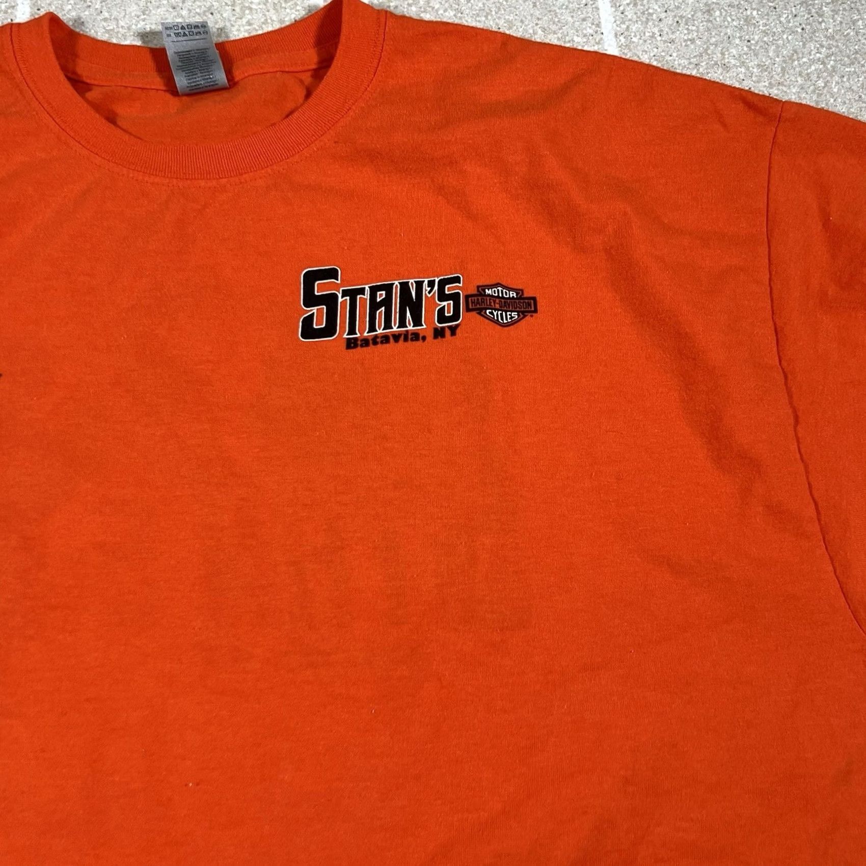 Harley Davidson VINTAGE Harley-Davidson T-Shirt Men 2XL Orange Biker NY Batavia NY Stan’s Batavia NY Mens Size US XXL / EU 58 / 5 - 4 Thumbnail