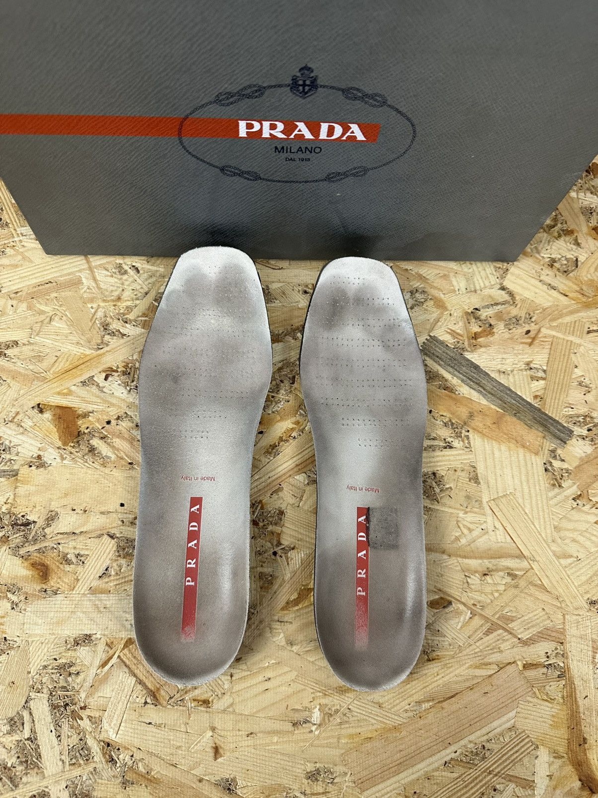 Prada Prada sneakers size 9,5 US/ 7 Prada Size US 9.5 / EU 42-43 - 10 Thumbnail