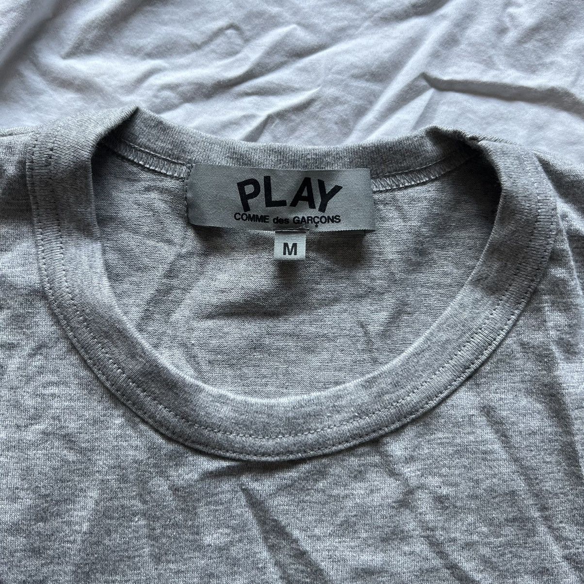 Comme des Garcons Comme des garçons play grey shirt with red heart Size M / US 6-8 / IT 42-44 - 3 Thumbnail
