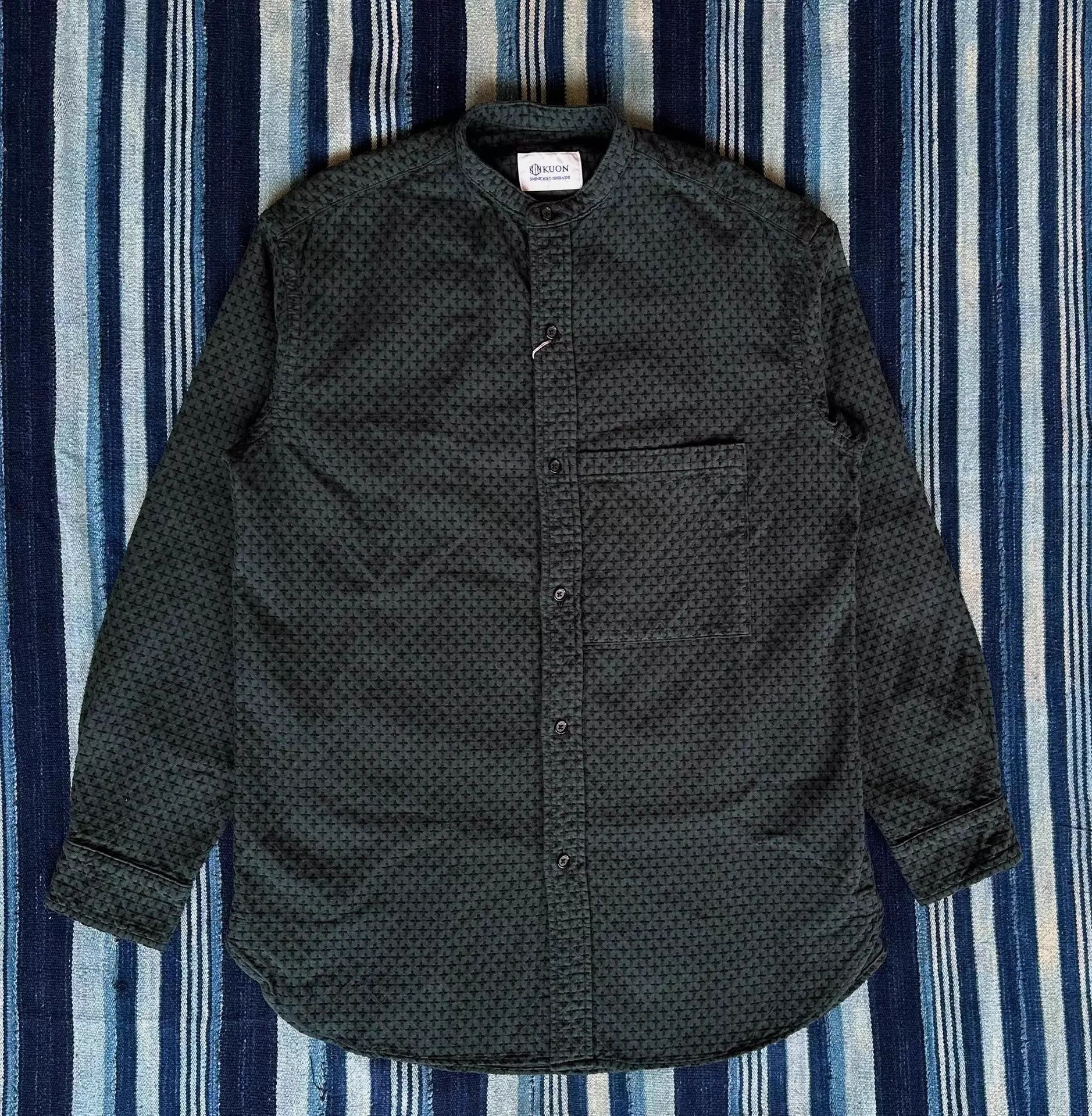 KUON Black Textured Button-Up Shirt Size S Size US S / EU 44-46 / 1 - 1 Thumbnail