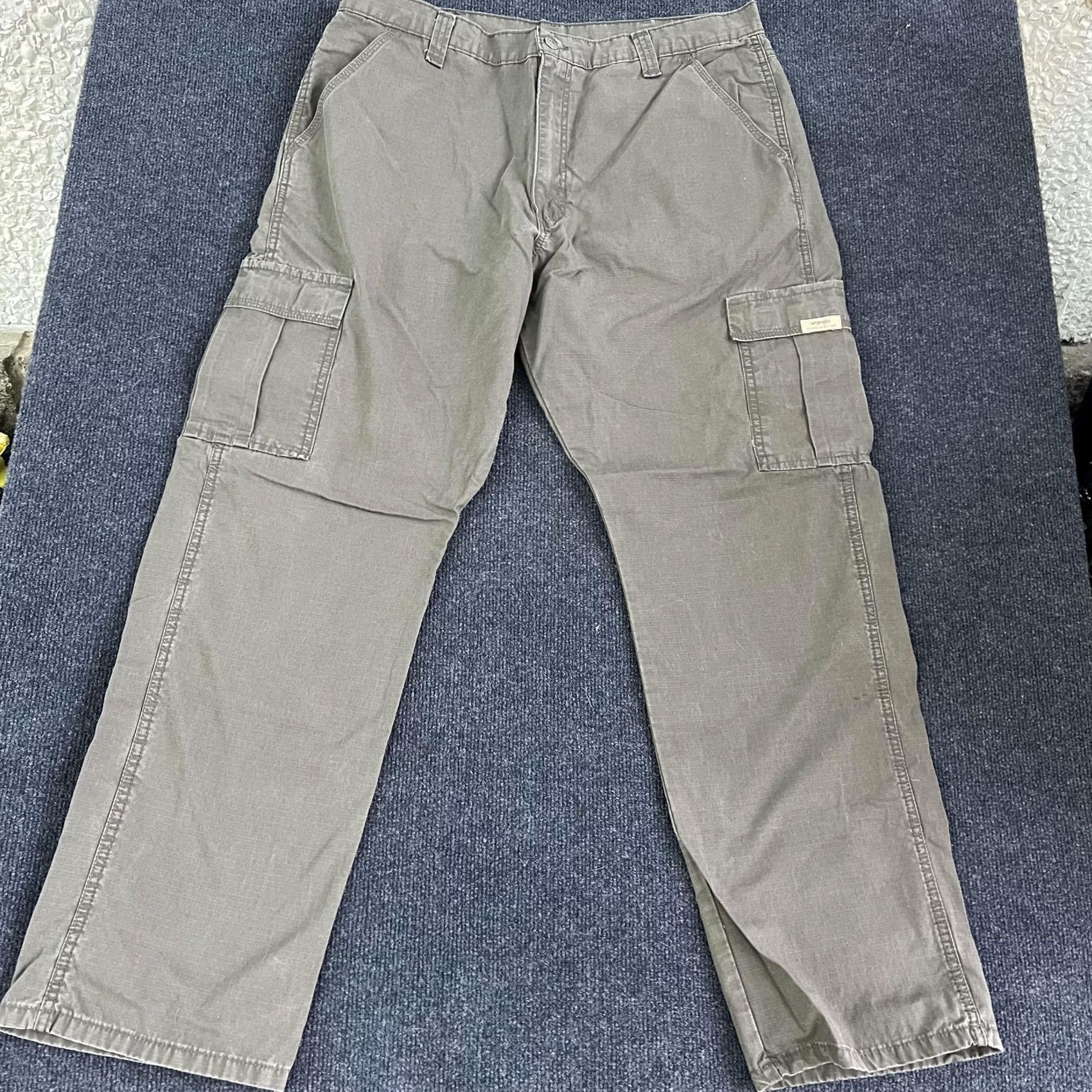 Wrangler Wrangler Mens Cargo Pants 36x32 Gray Ripstop Straight Leg Workwear Casual Size US 36 / EU 52 - 4 Thumbnail