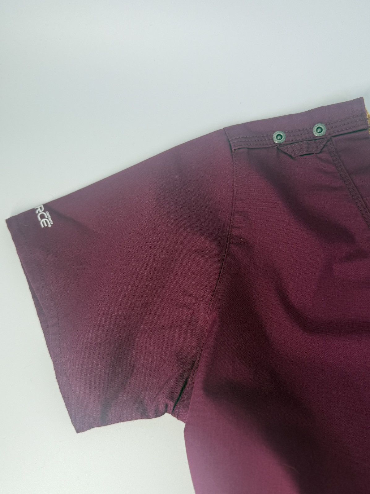 Carhartt Carhartt Force Medical Scrub Top Shirt Burgundy Size XS 0-2 Size XS / US 0-2 / IT 36-38 - 8 Thumbnail