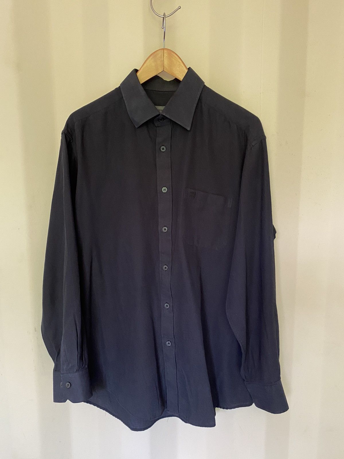 Givenchy Givenchy black shirt Size US M / EU 48-50 / 2 - 1 Thumbnail