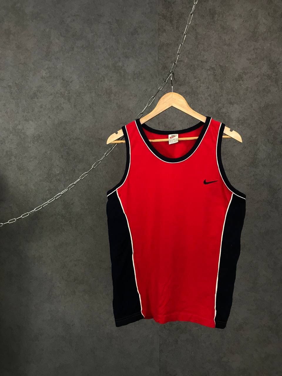 Nike Nike vintage made in USA tank top Size US L / EU 52-54 / 3 - 1 Thumbnail