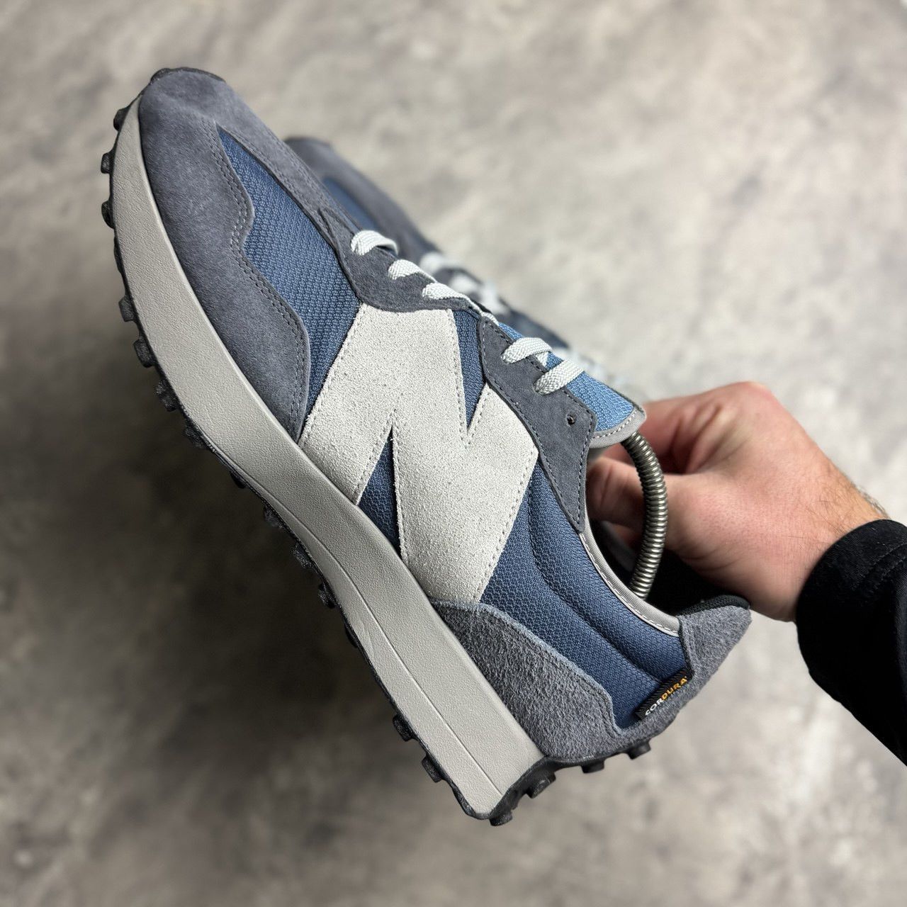 New Balance New Balance 327 Cordura — New (No Box) Size US 11.5 / EU 44-45 - 5 Thumbnail