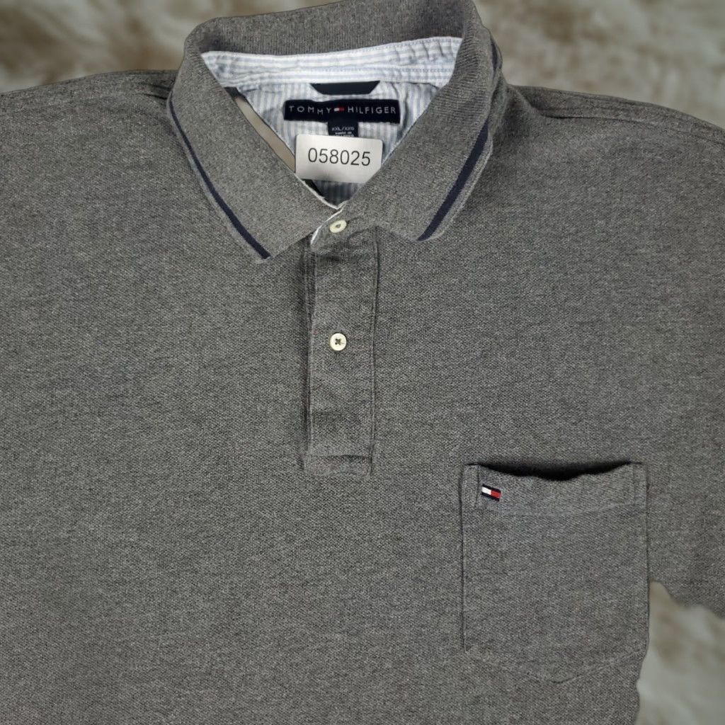 Tommy Hilfiger VINTAGE Tommy Hilfiger Polo Shirt Mens Size 2XL Short Sleeve Gray Casual Athletic Size US XXL / EU 58 / 5 - 1 Thumbnail