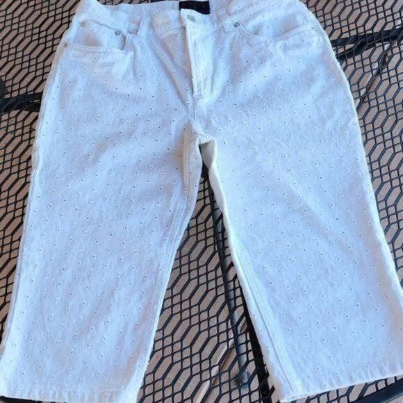 Ralph Lauren Black Label Ralph Ralph Lauren Black Label Vintage White Eyelet Cropped Size 34" / US 12 / IT 48 - 1 Thumbnail