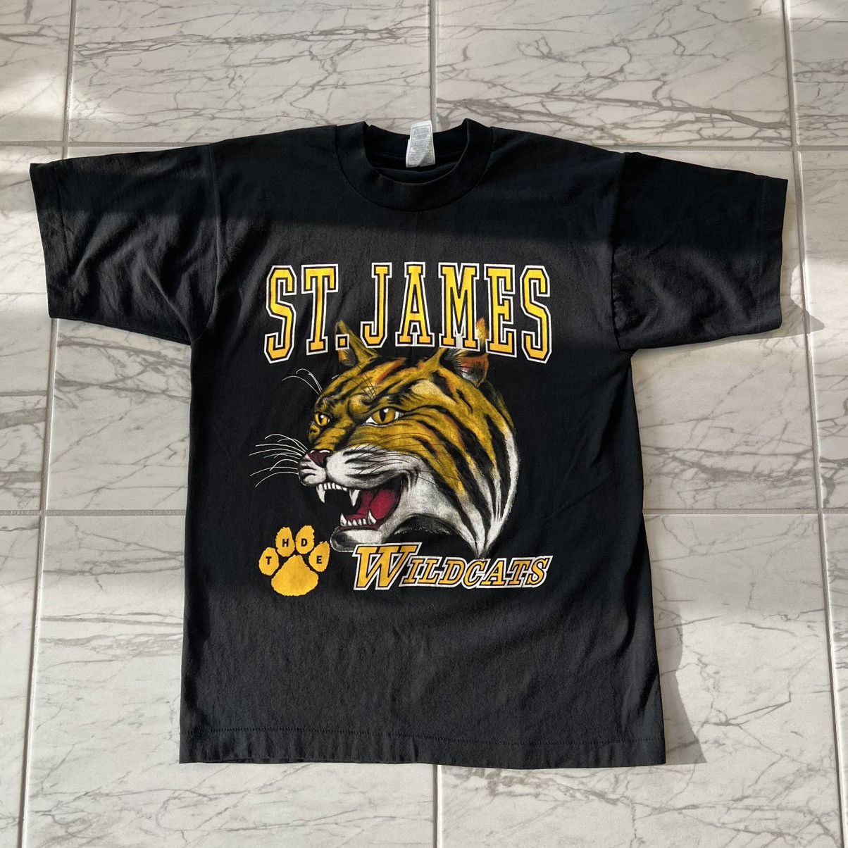 Hanes Vintage 90s St James Wildcats Tee Single Stitched Size US M / EU 48-50 / 2 - 1 Thumbnail