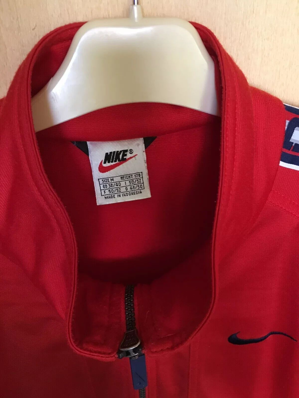 Nike NIKE VINTAGE TRACK JACKET FULL ZIP BIG LOGO USA 1990s BLOKE Size US M / EU 48-50 / 2 - 11 Thumbnail