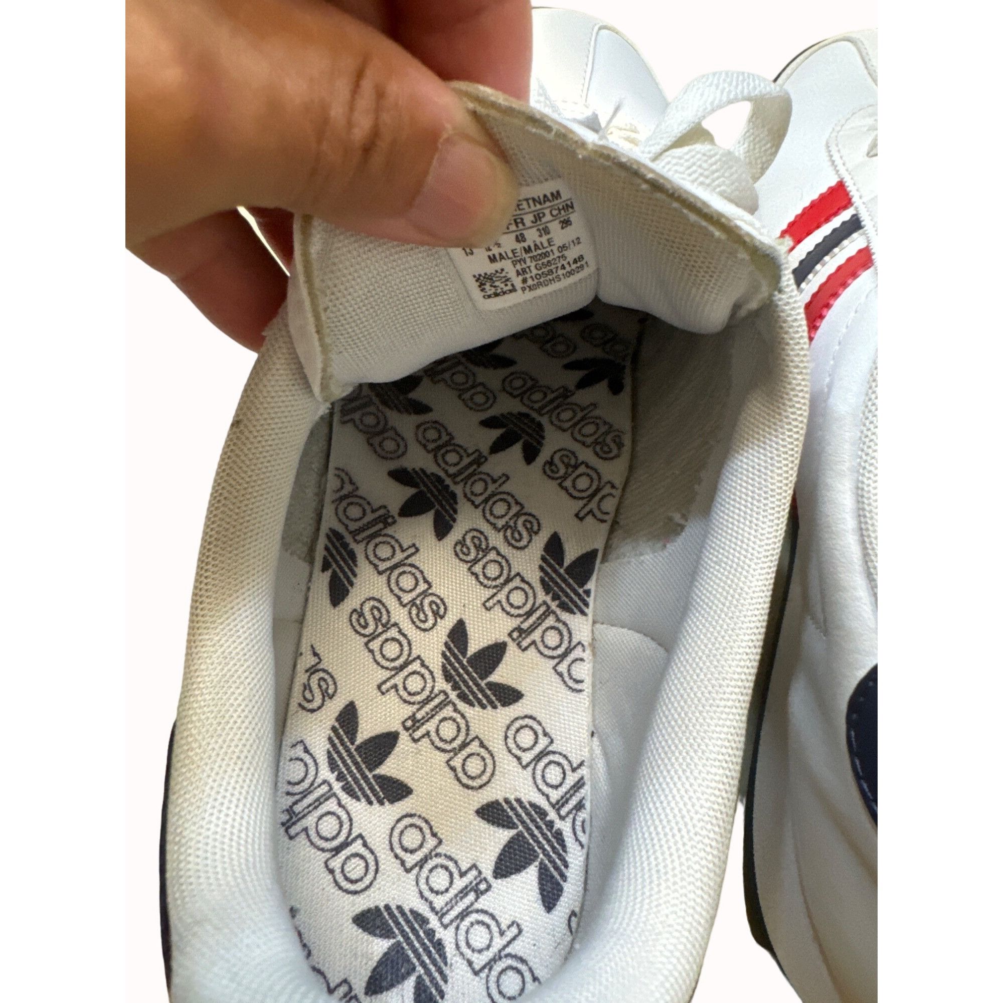 Adidas Adidas Samoa G56275 men’s white red white blue shoe sneakers Size US 13 / EU 46 - 9 Thumbnail