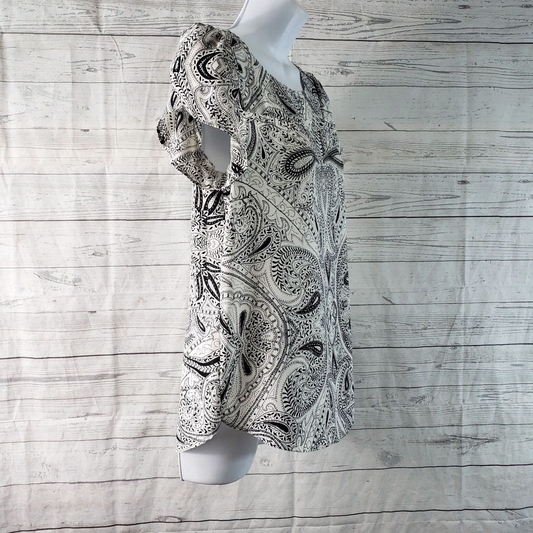 Ann Taylor Ann Taylor LOFT Blouse Womens XS Black White Paisley Short Sleeve Size XS / US 0-2 / IT 36-38 - 3 Thumbnail